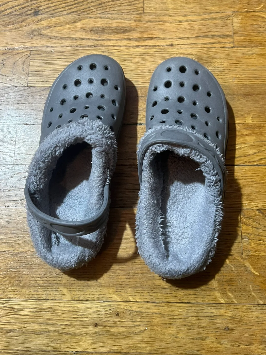 Gray Fuzzy Lined Clogs 🧡 image indicator(5)
