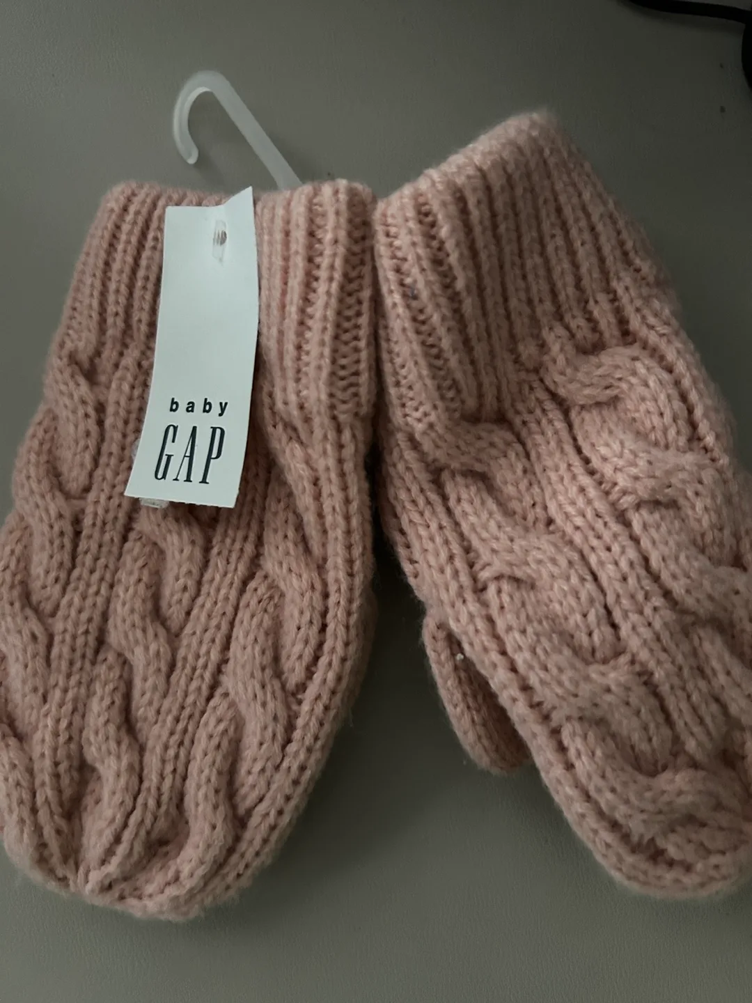 🧡NEW Baby Gap Knit Mittens thumbnail