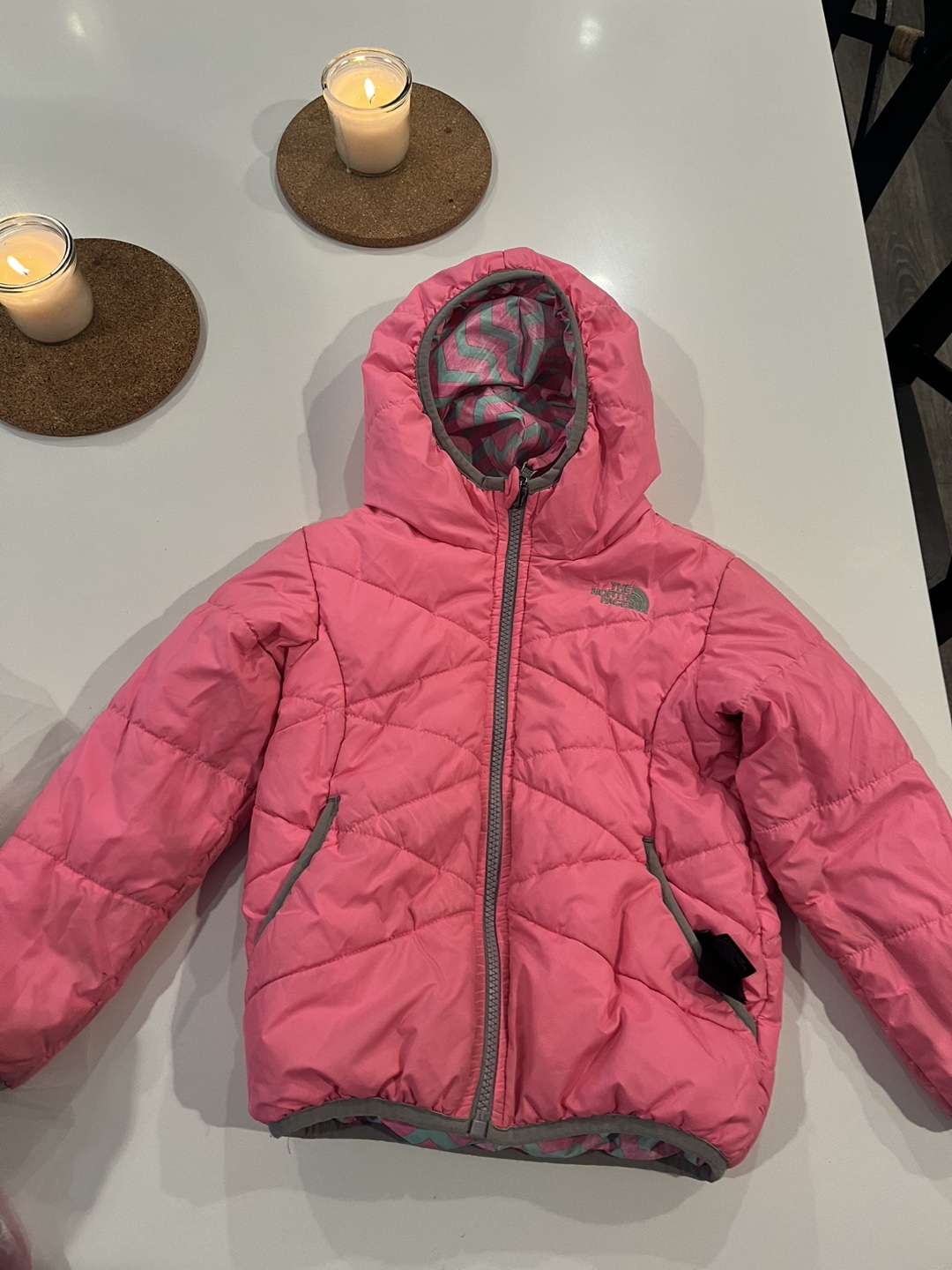 The North Face reversible Toddler Girl's Pink Chevron Jacket 4T