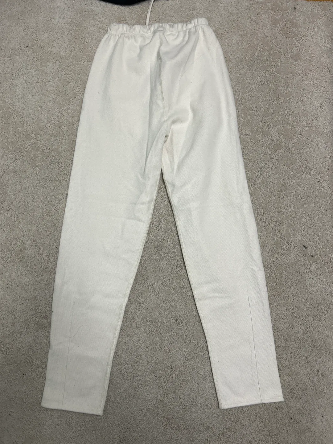 kotn joggers image indicator(2)