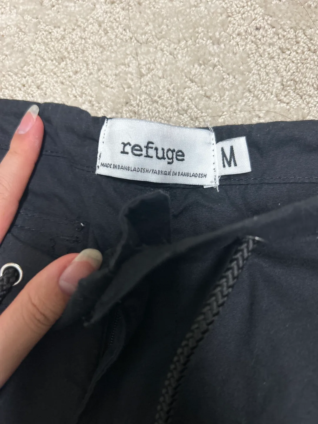 refuge cargo pants image indicator(3)
