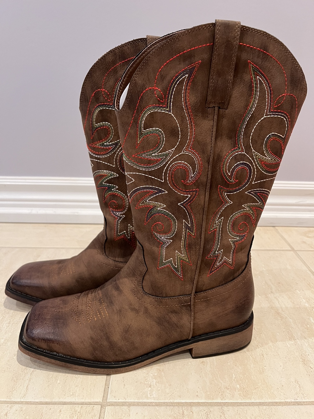 Cowboy boots for women (EU size 41/US size 10)