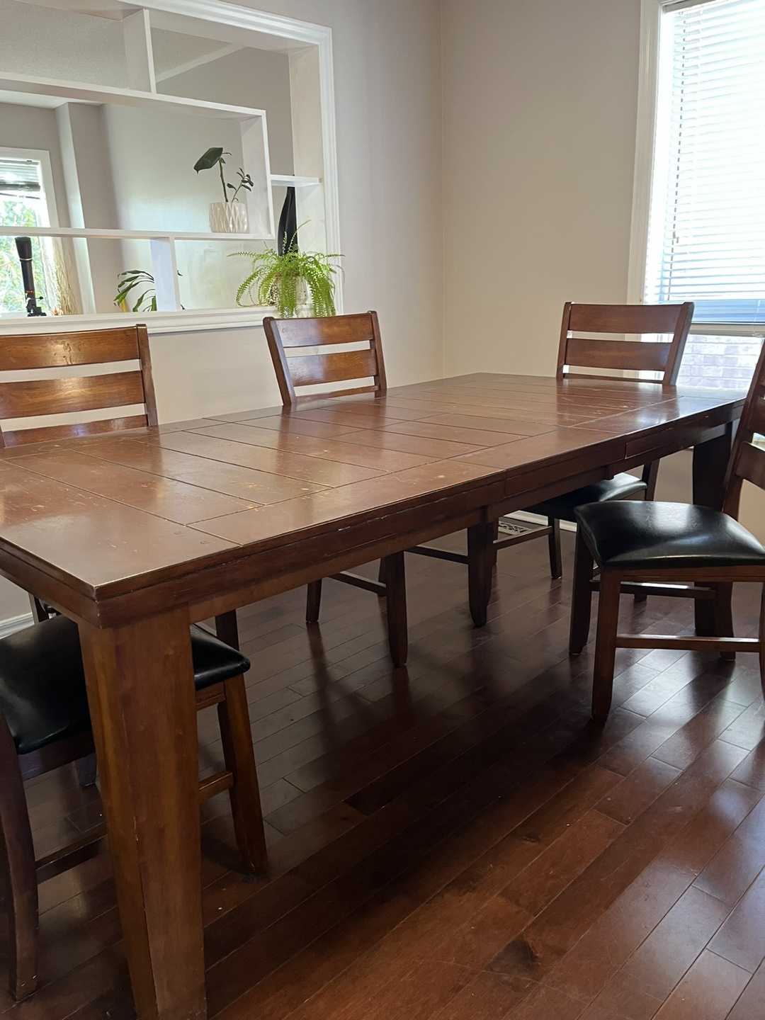 Dining room set 6 chairs