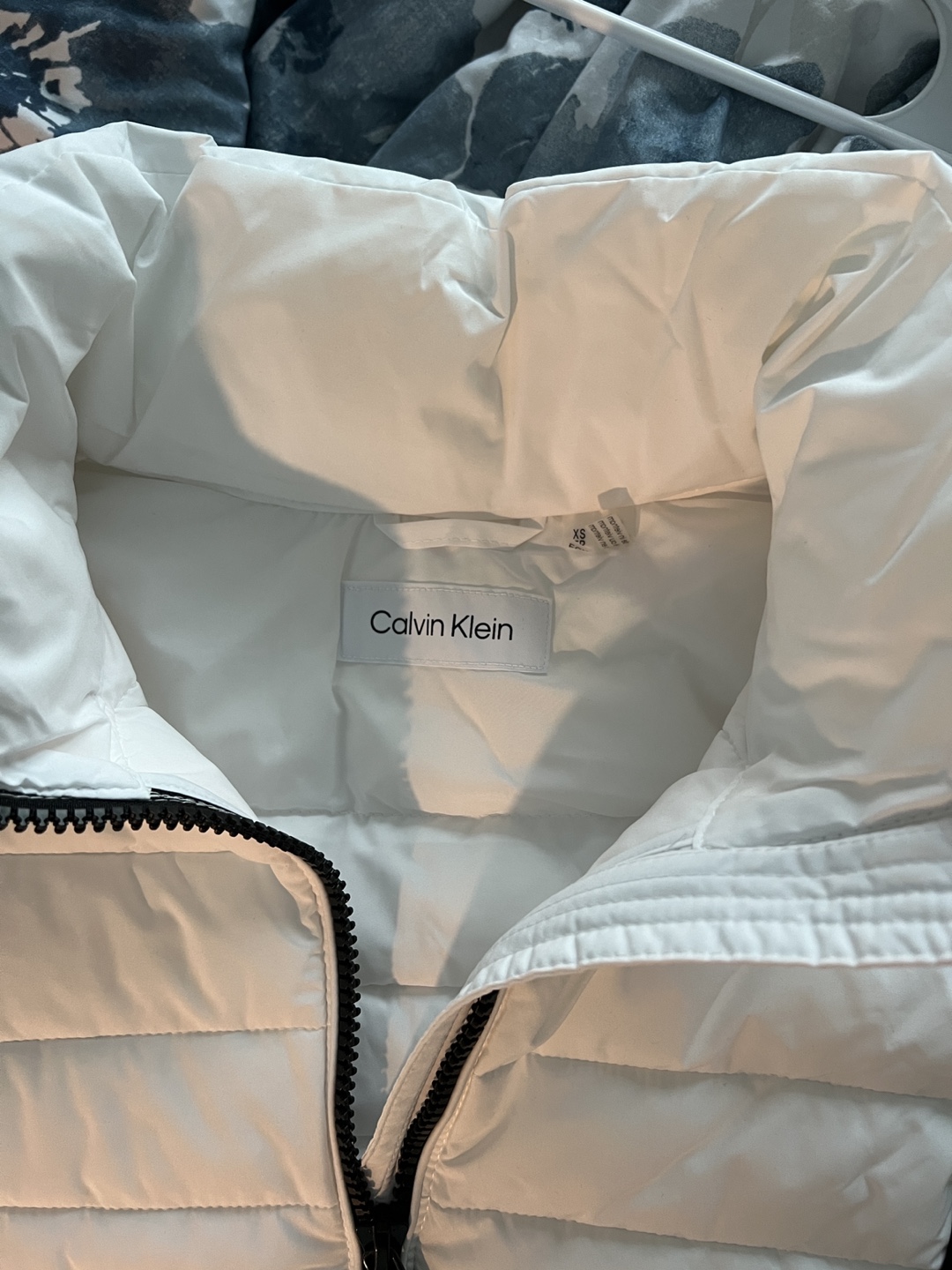 Calvin Klein White Puffer Jacket - photo 3