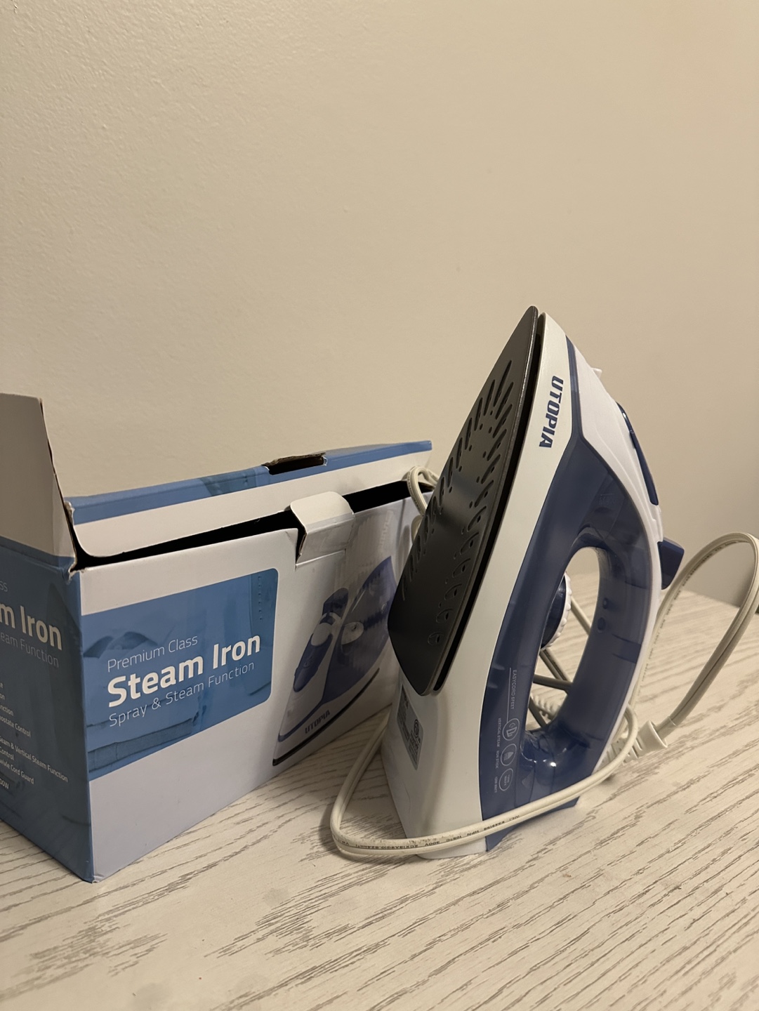 Utopia Premium Class Steam Iron
