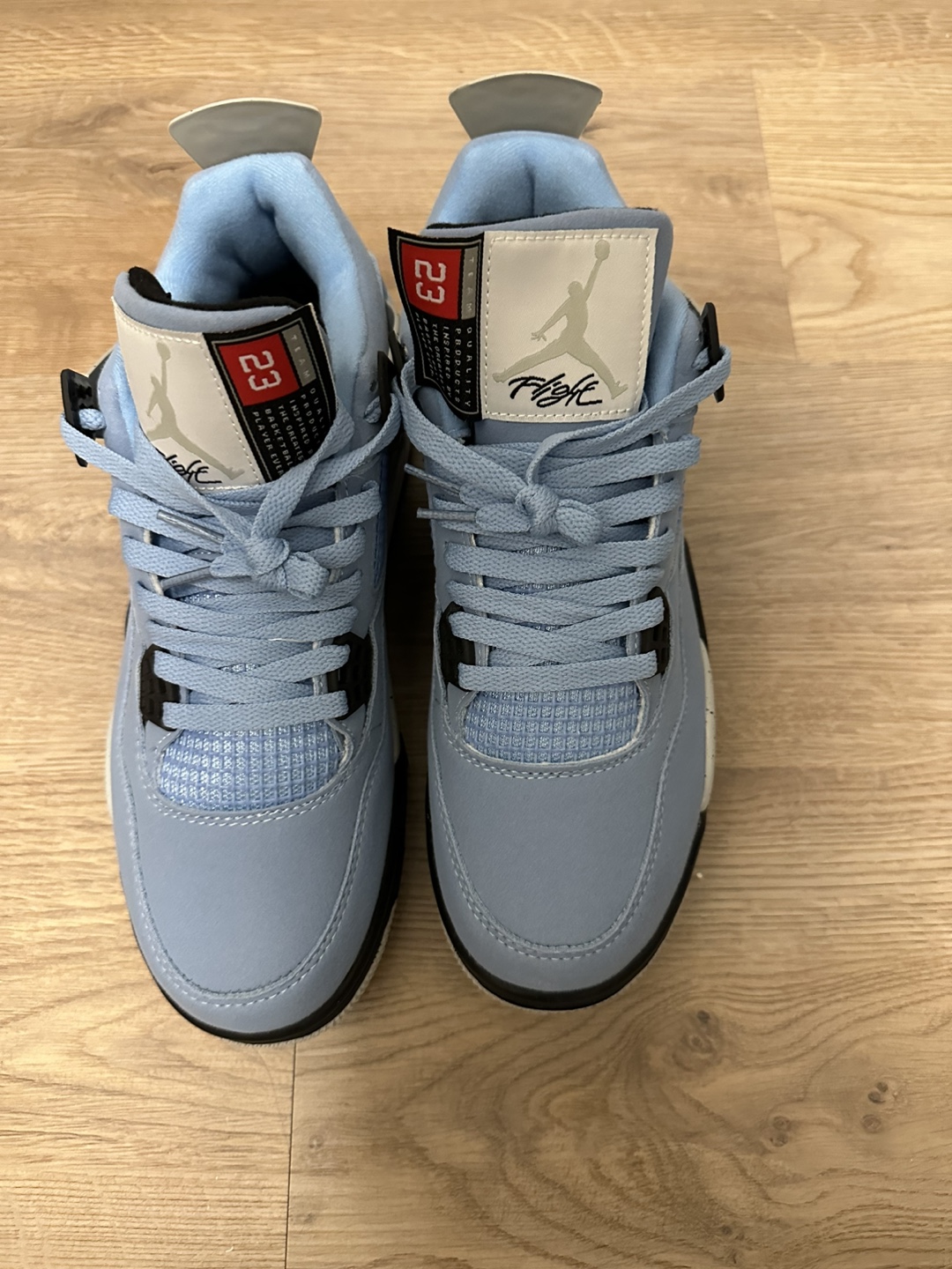 Jordan 4 University Blues - photo 2