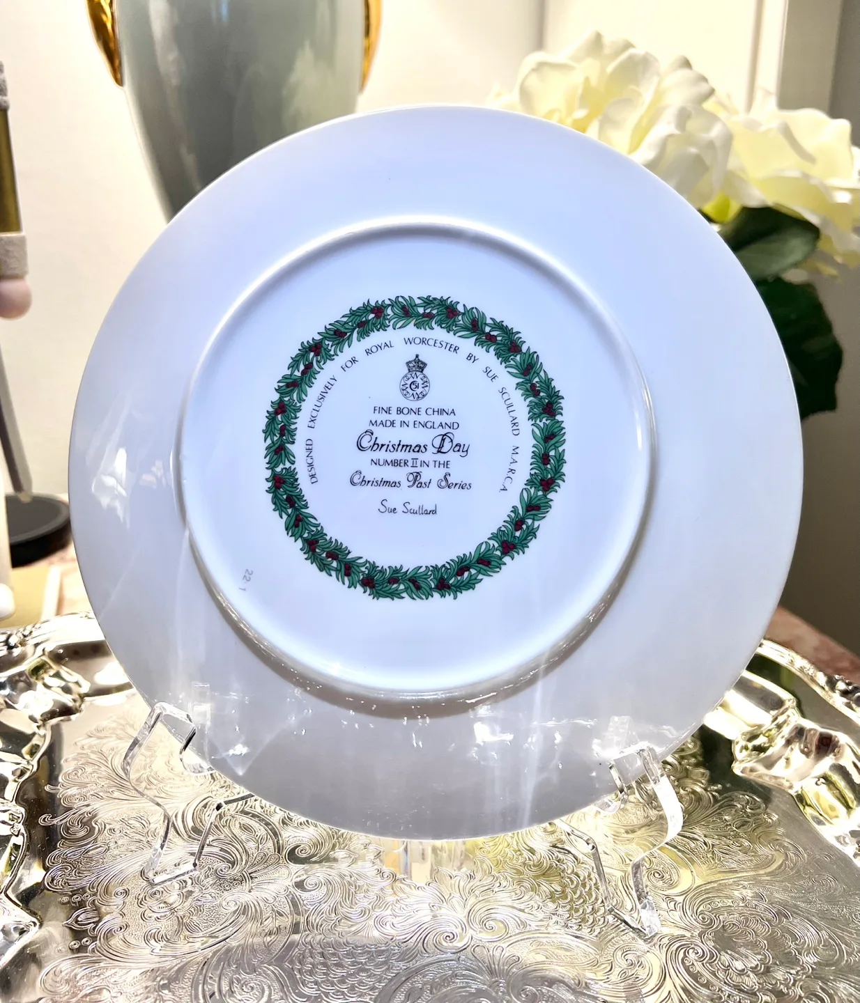 Royal Worcester collector plate image indicator(2)