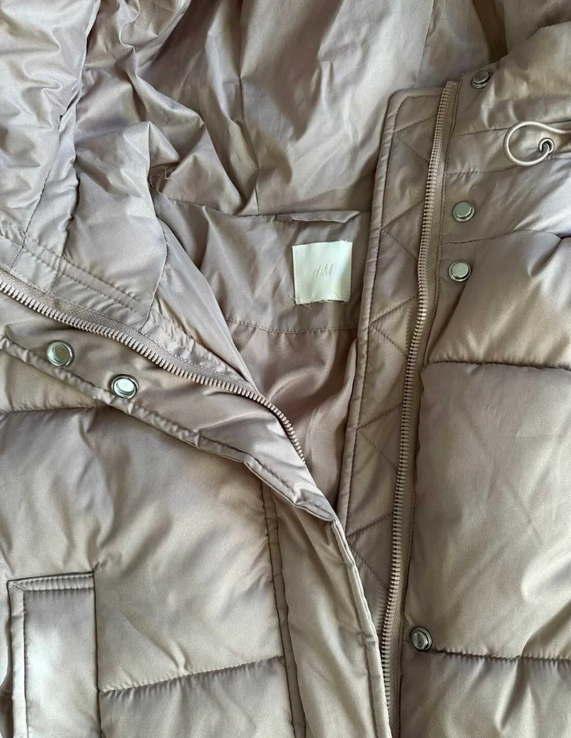 H&M Pink Puffer Jacket Size M/L image indicator(2)