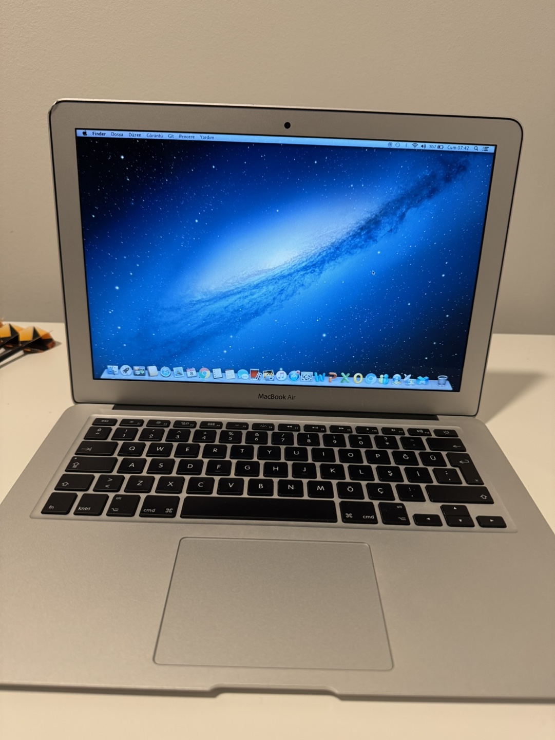 MacBook Air 11.6-inch - photo 2