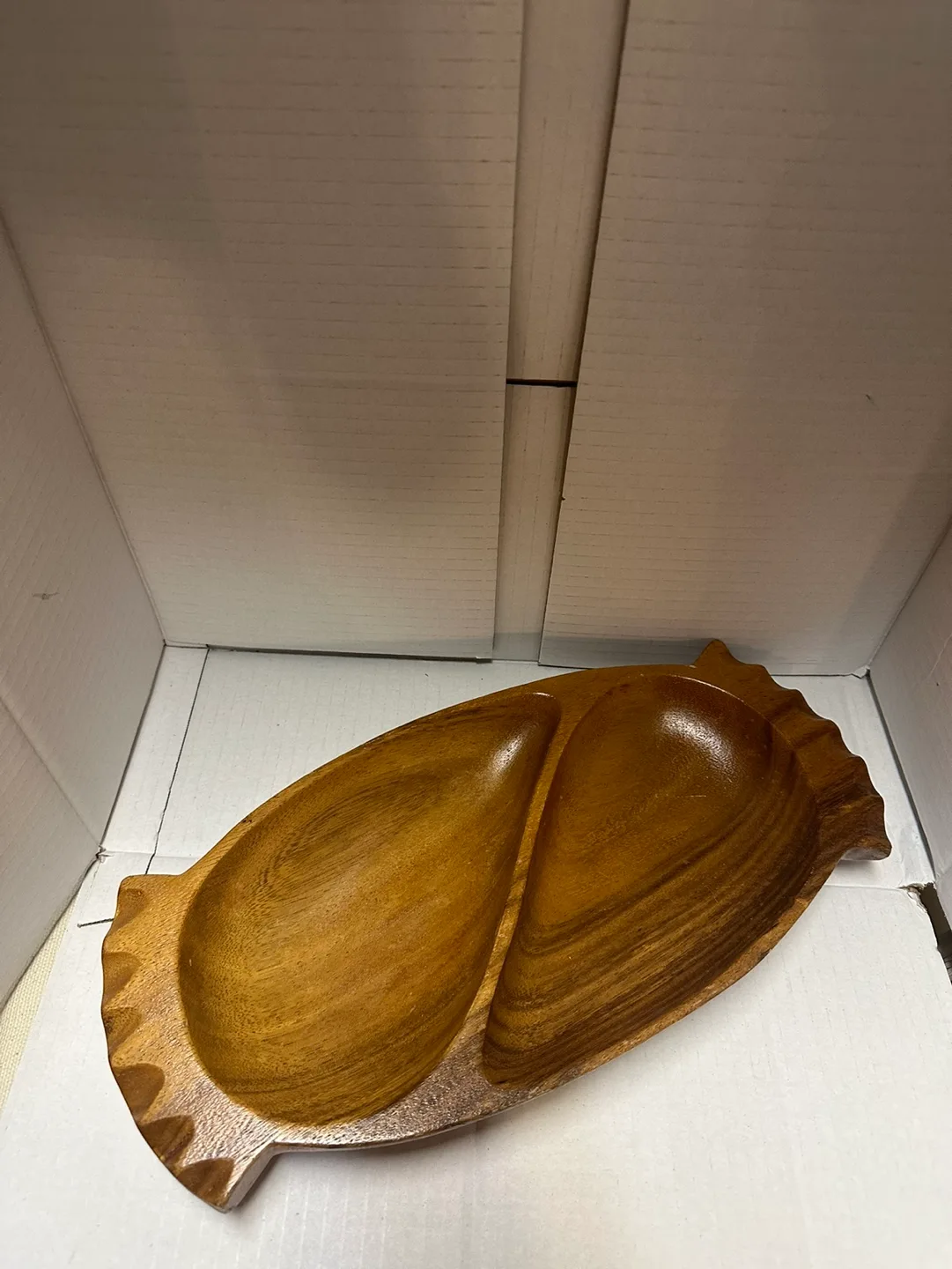 Handcrafted Monkey Pod Wood Serving Tray image indicator(2)