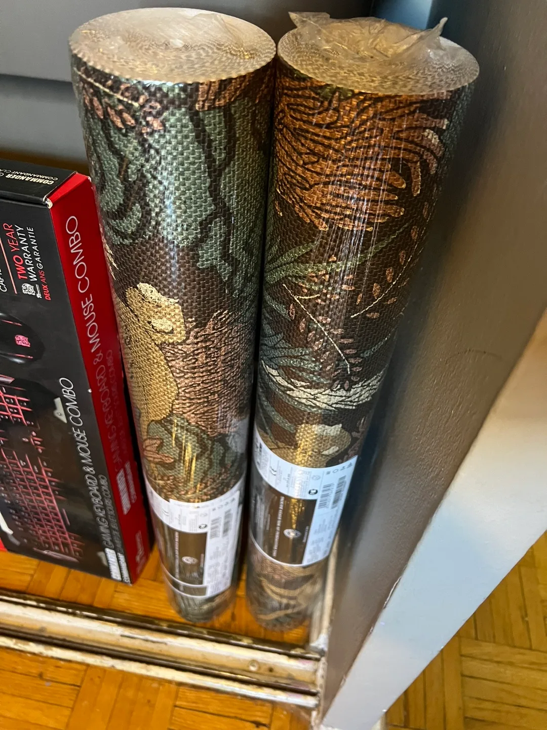 ARTE Vinyl Wallcovering thumbnail