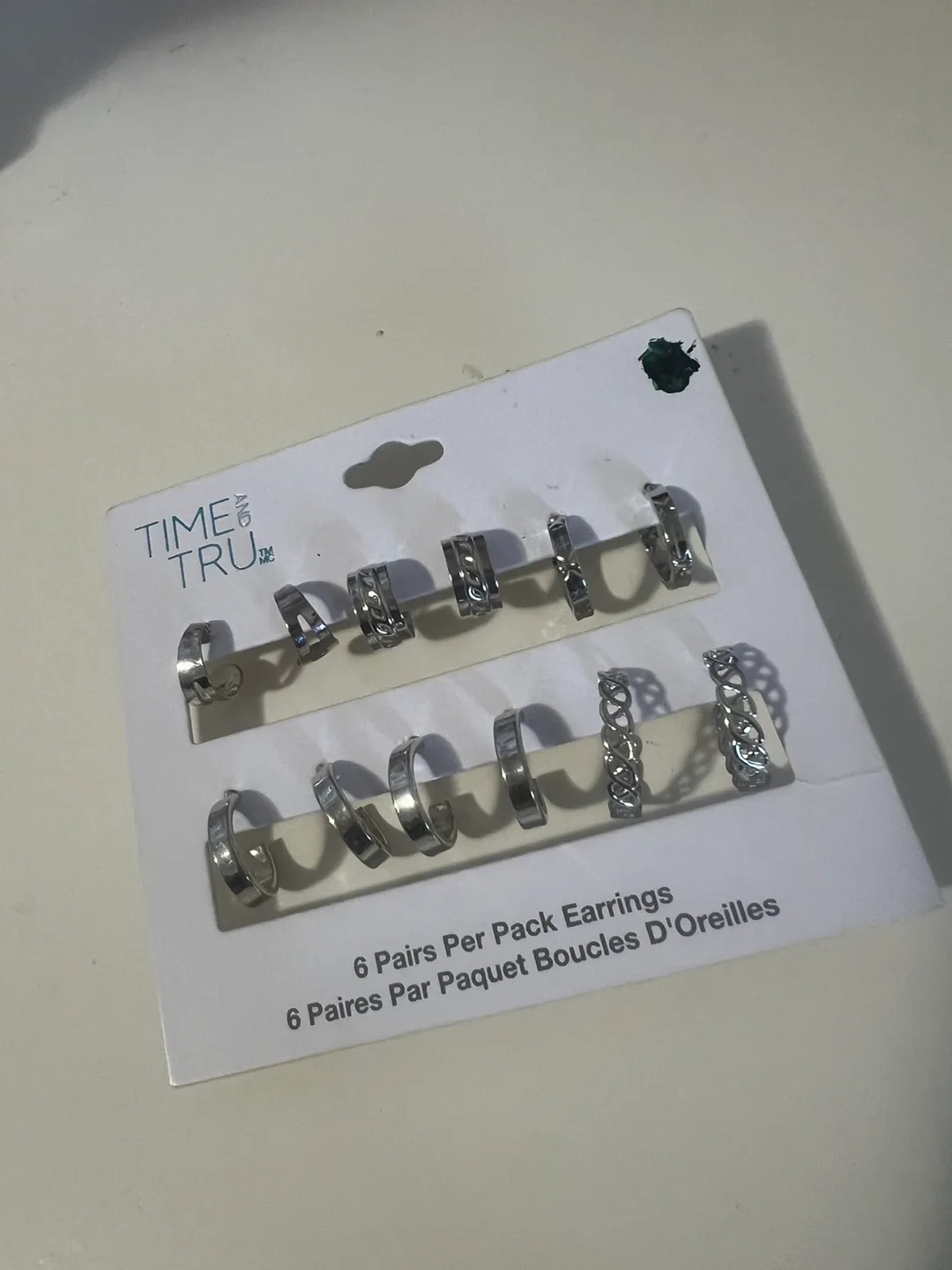 6 pairs per pack Earrings image indicator(5)