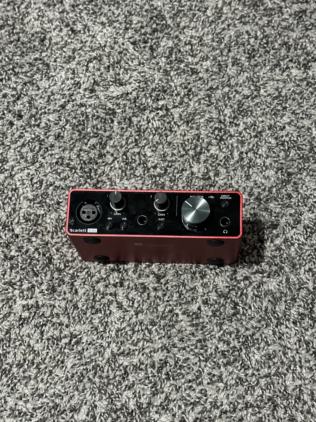 Focusrite Scarlett Solo 3rd Gen Audio Interface - photo 3