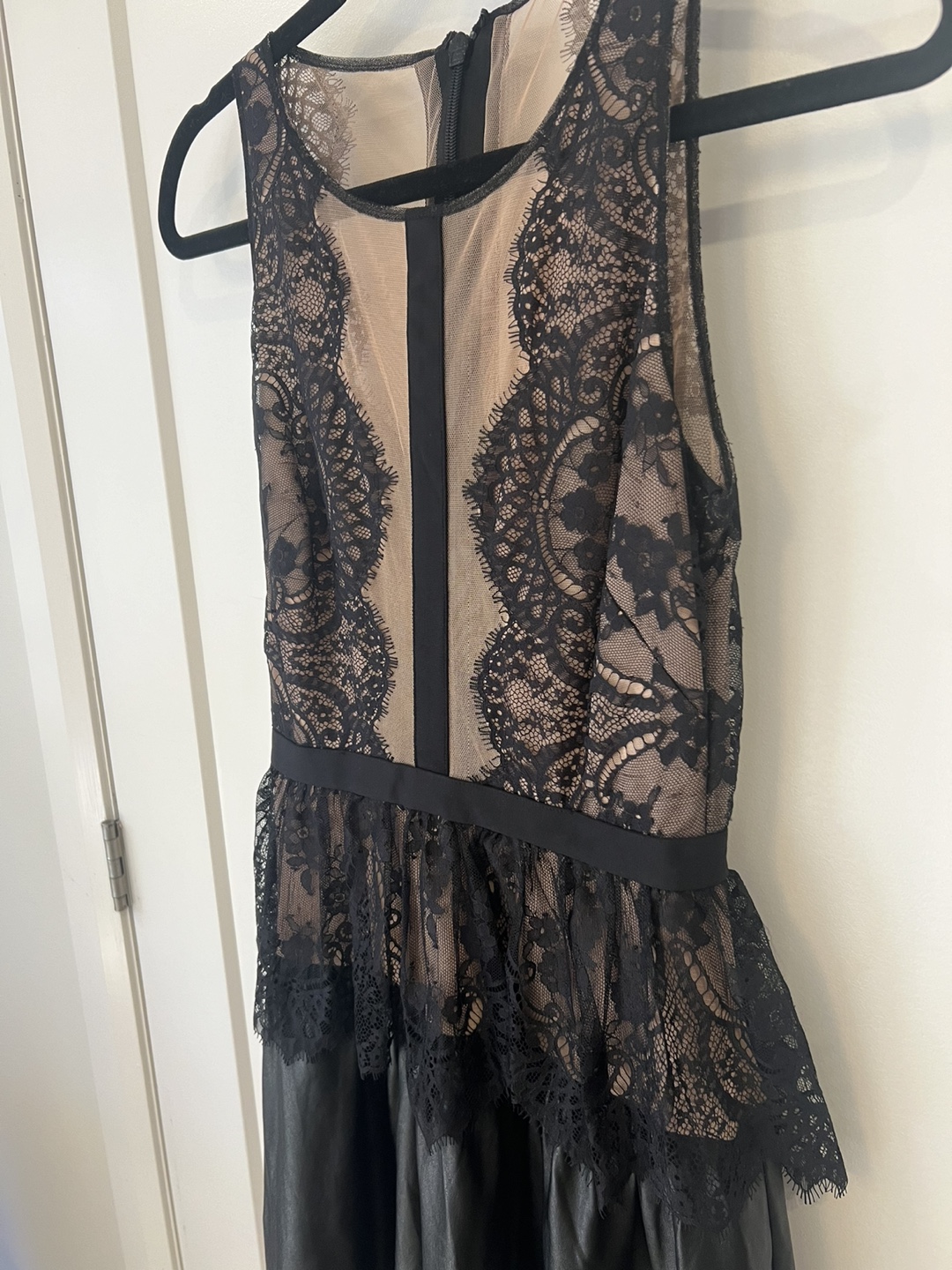 Black Lace Dress - photo 2
