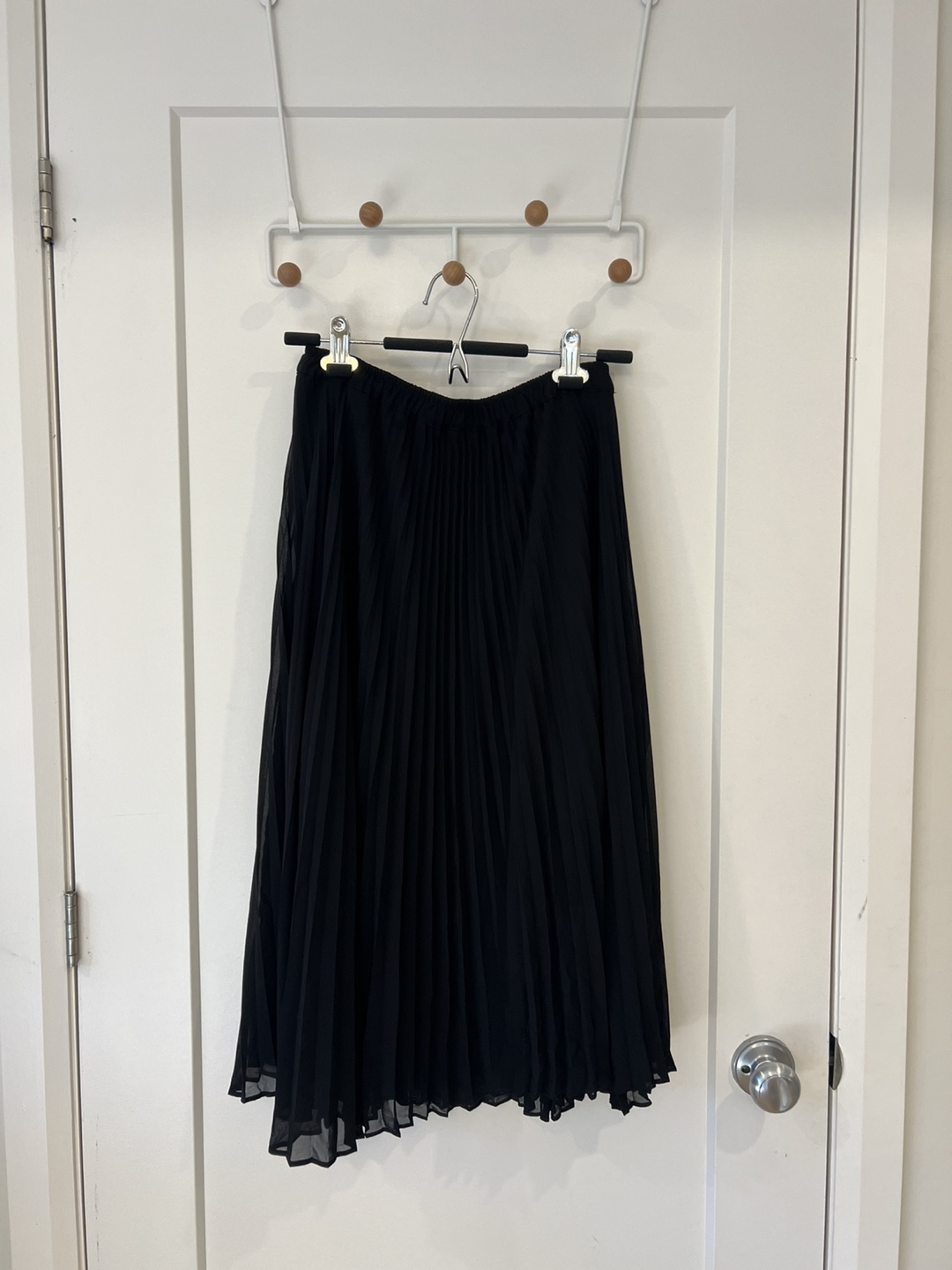 Black Pleated Club Monaco Skirt - photo 2
