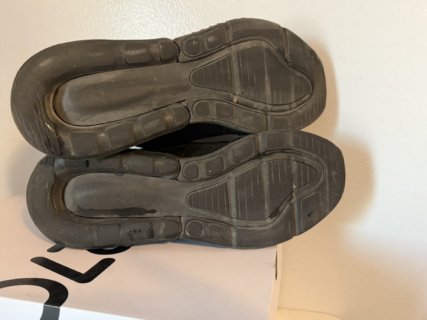 NIKE AIR MAX 270 “TRIPLE BLACK”  **Sz 11.5** $75 FIRM - photo 4