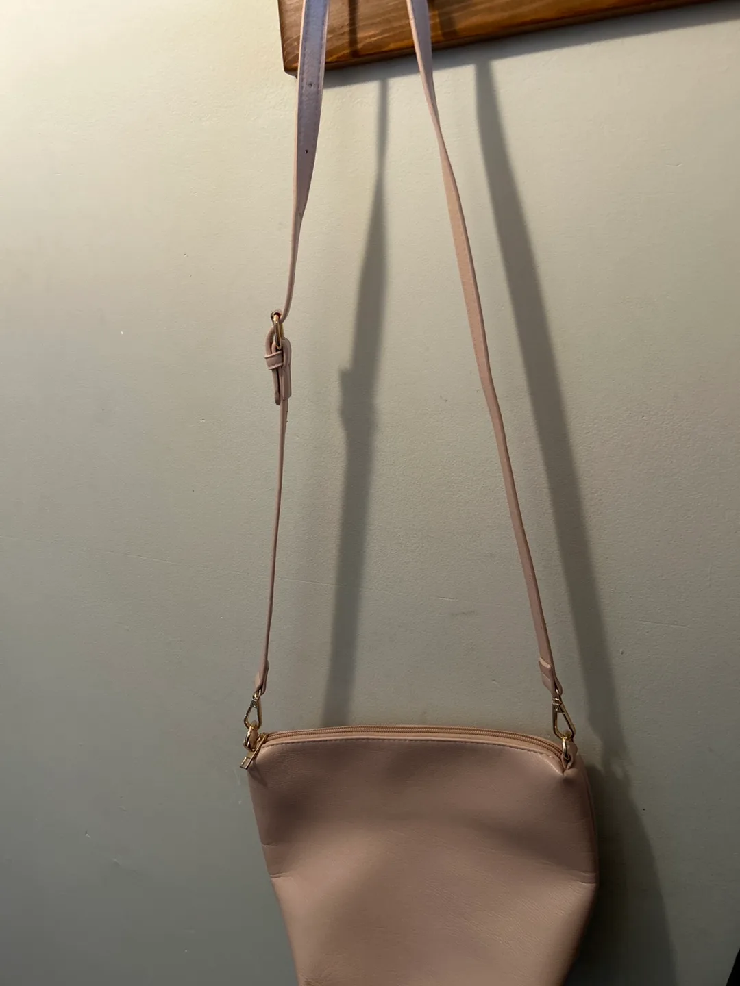 Pink cross body bag , Anthropology image indicator(2)