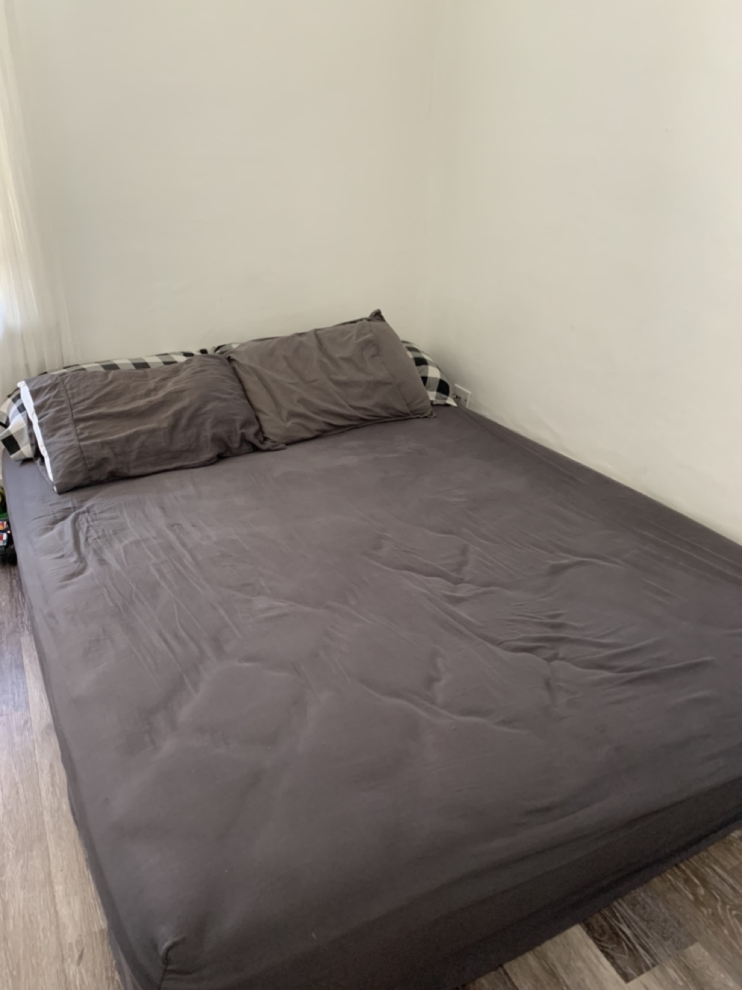Queen Size Mattress - photo 2