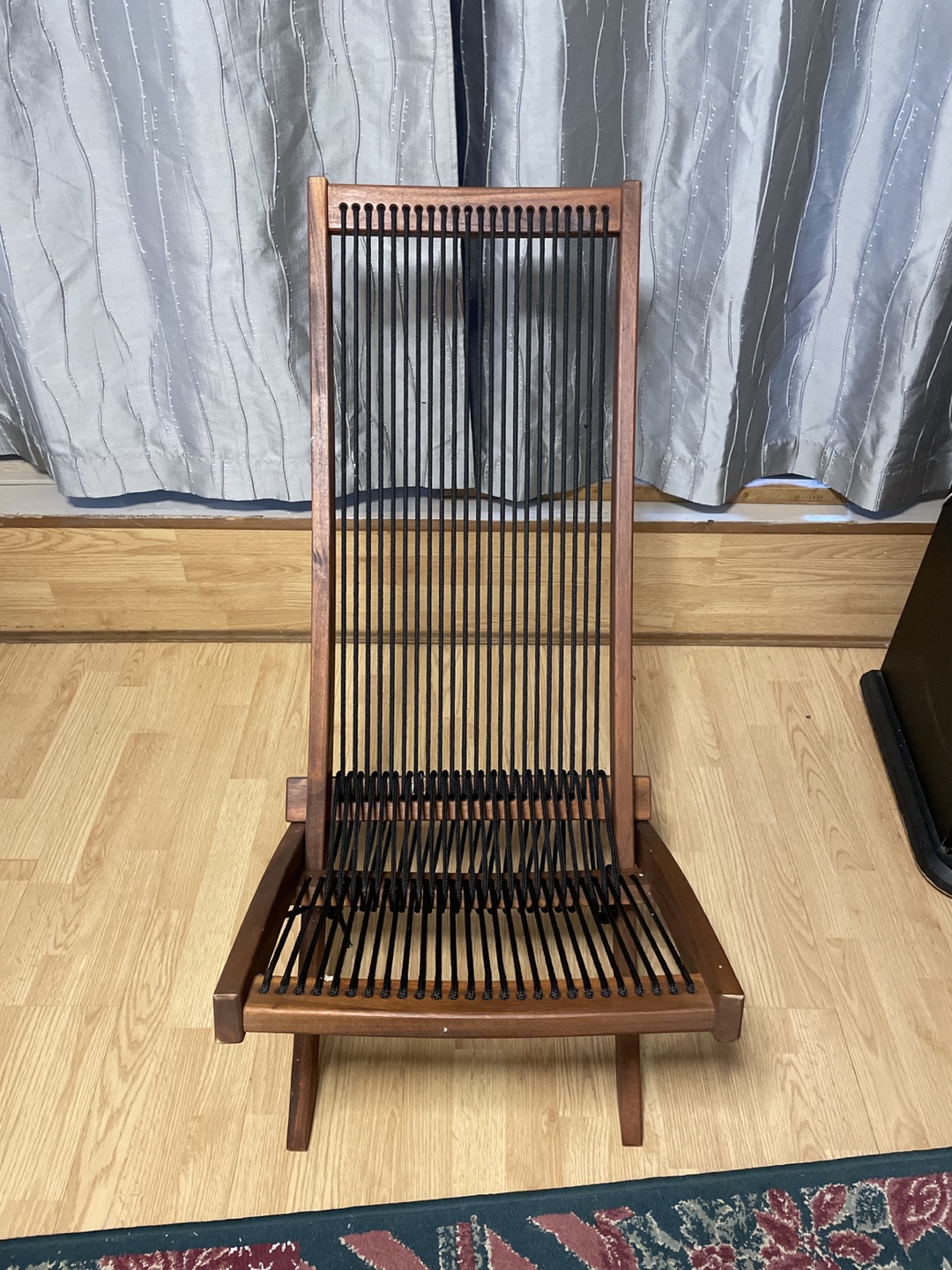 Mid-Century Modern Folding Rope Chair