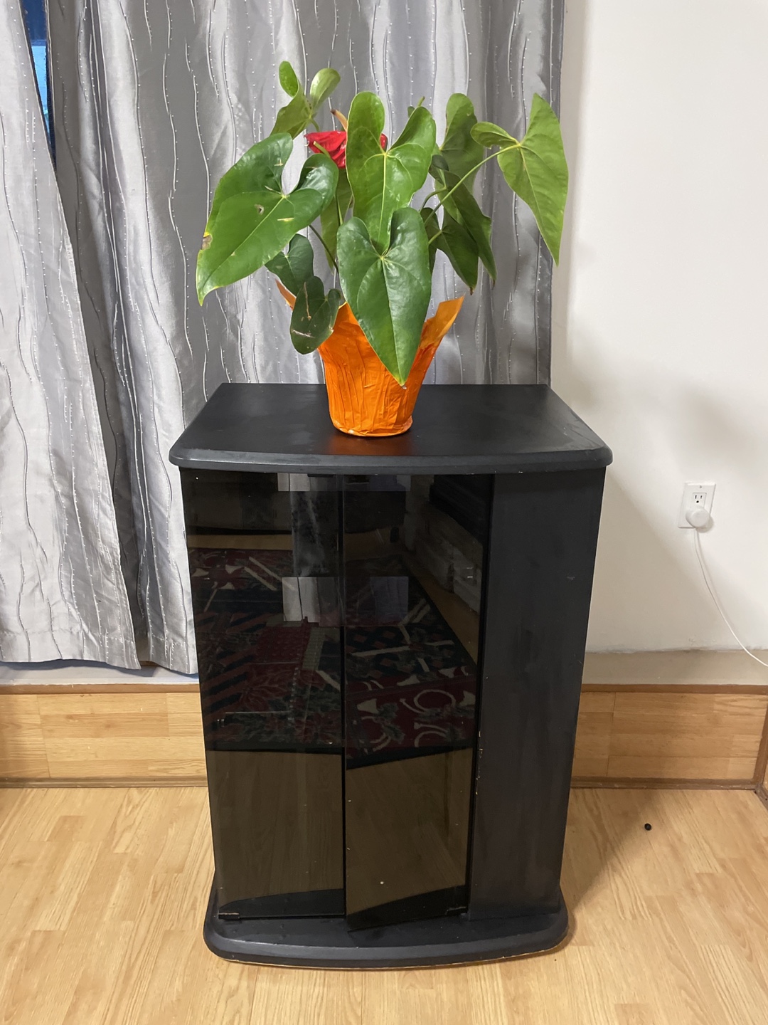 Black Glass entertainment centre