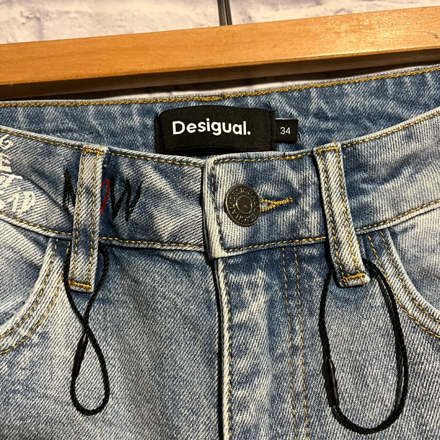 Desigual Mickey Mouse Jeans Size 34 (approximately size 2) image indicator(5)