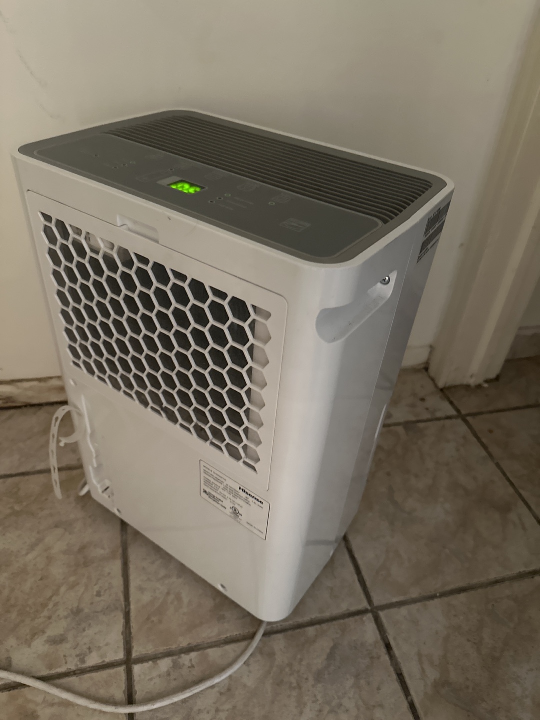 Hisense Dehumidifier - photo 2