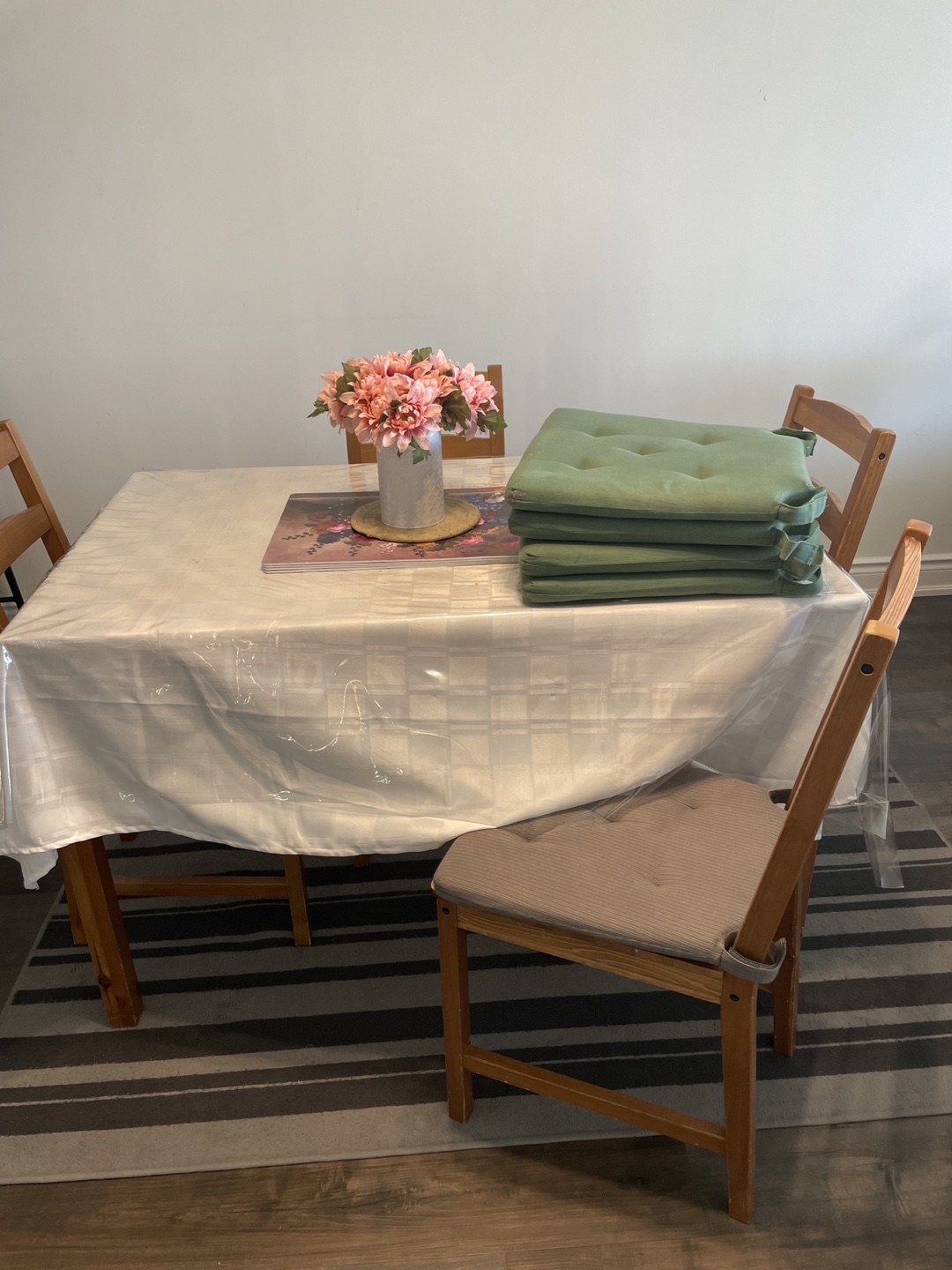 Dining table set - photo 3