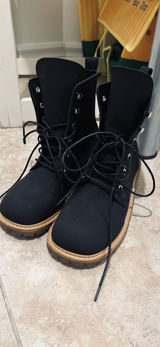 Black Lace-Up Boots