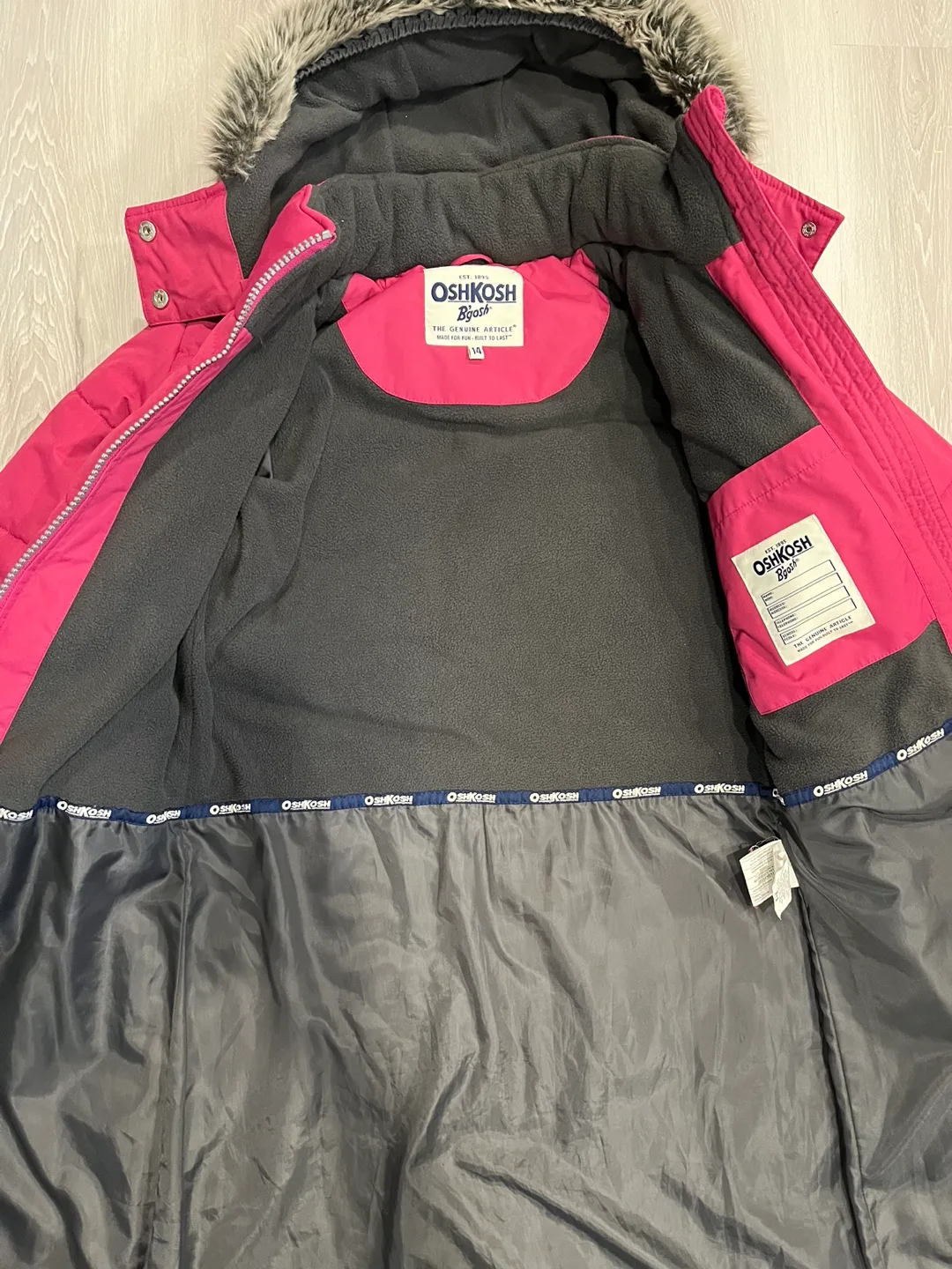 OshKosh B'gosh Girls' Winter Coat image indicator(4)