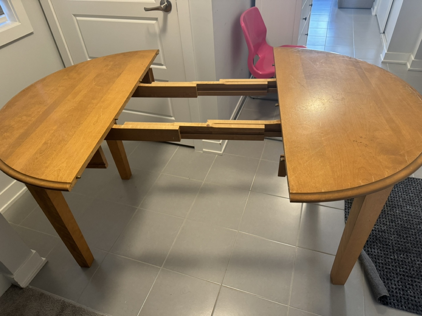 Round Extending Dining Table