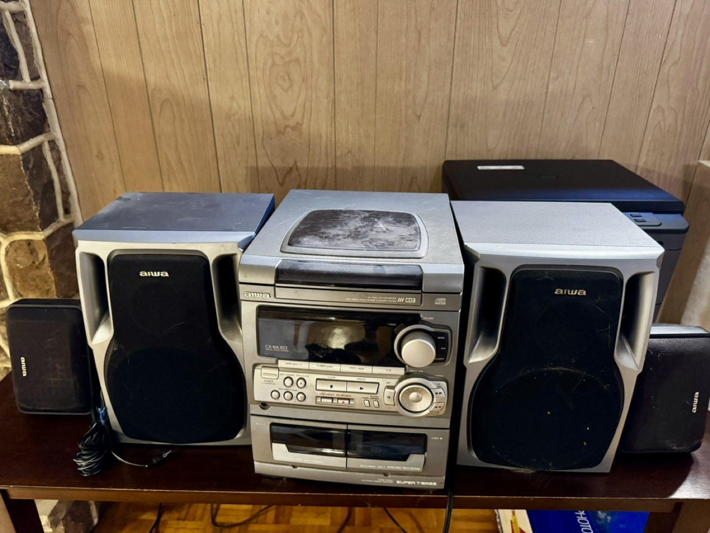 Aiwa CX-NA303 Stereo System - photo 2