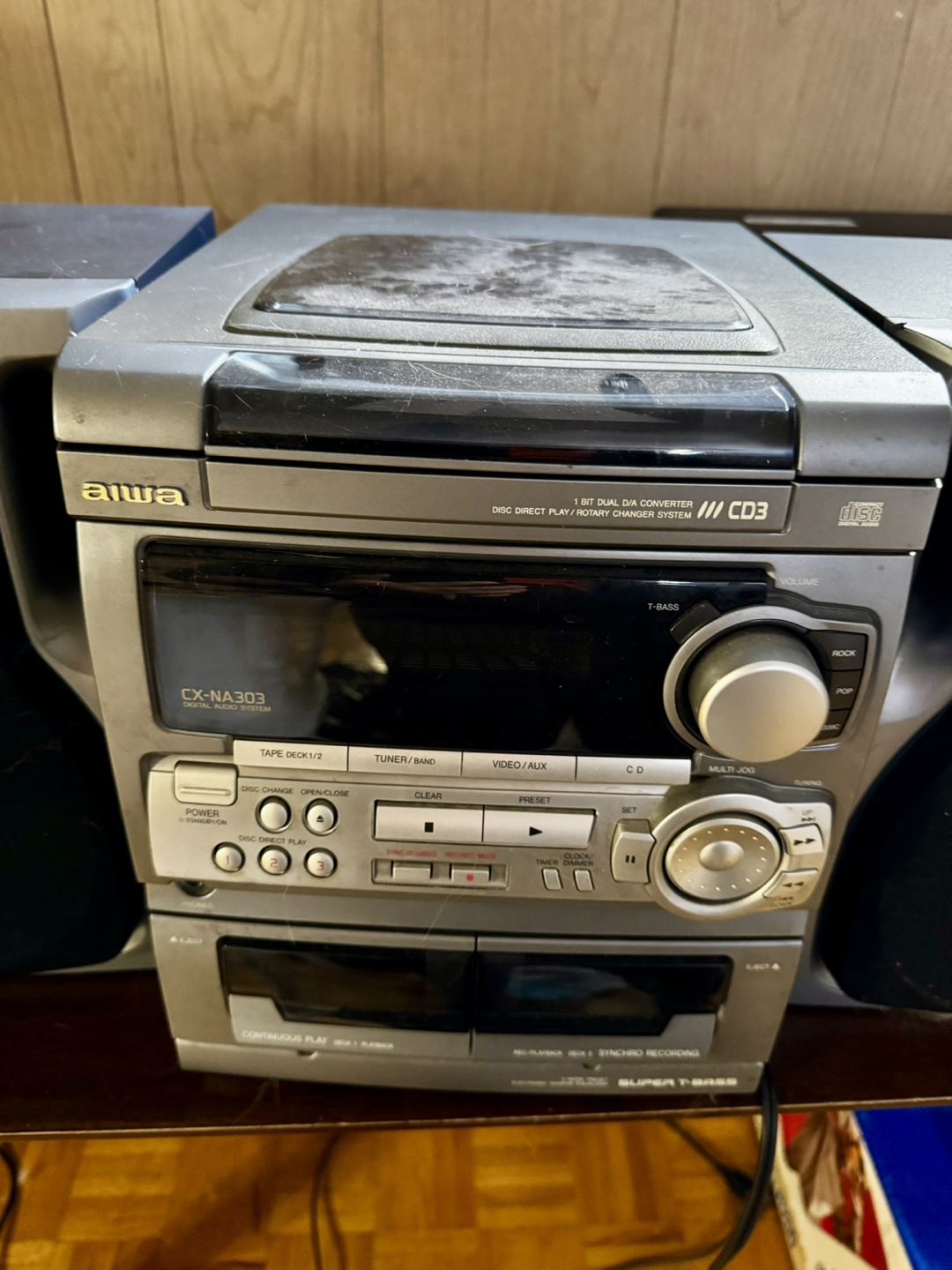 Aiwa CX-NA303 Stereo System