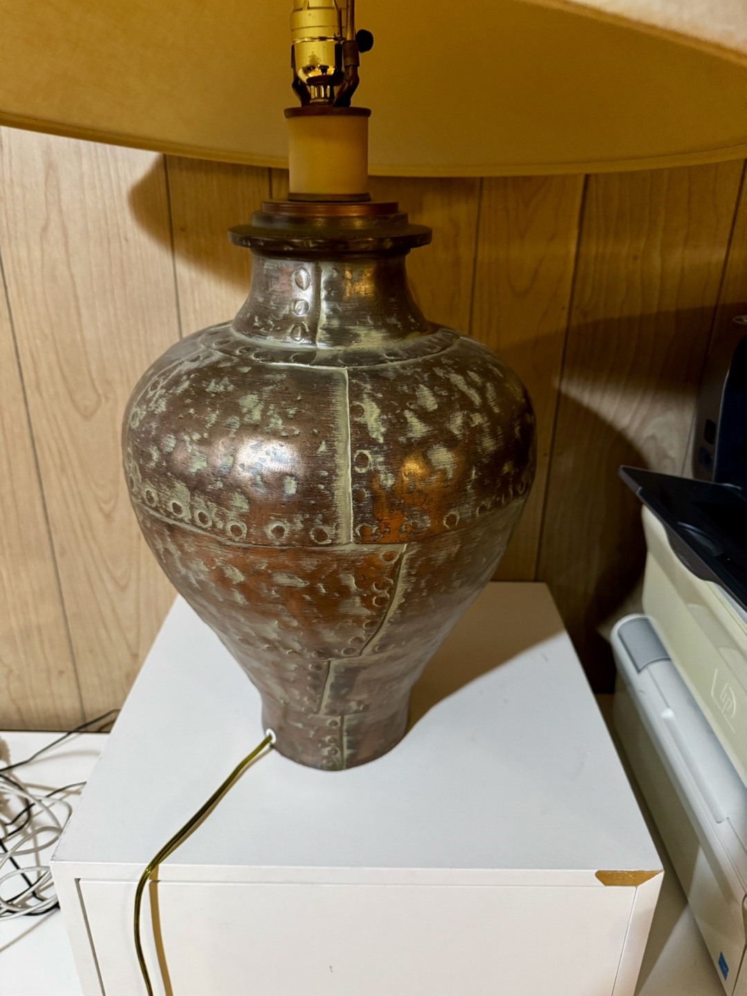 Metal Table Lamp with Shade - photo 2