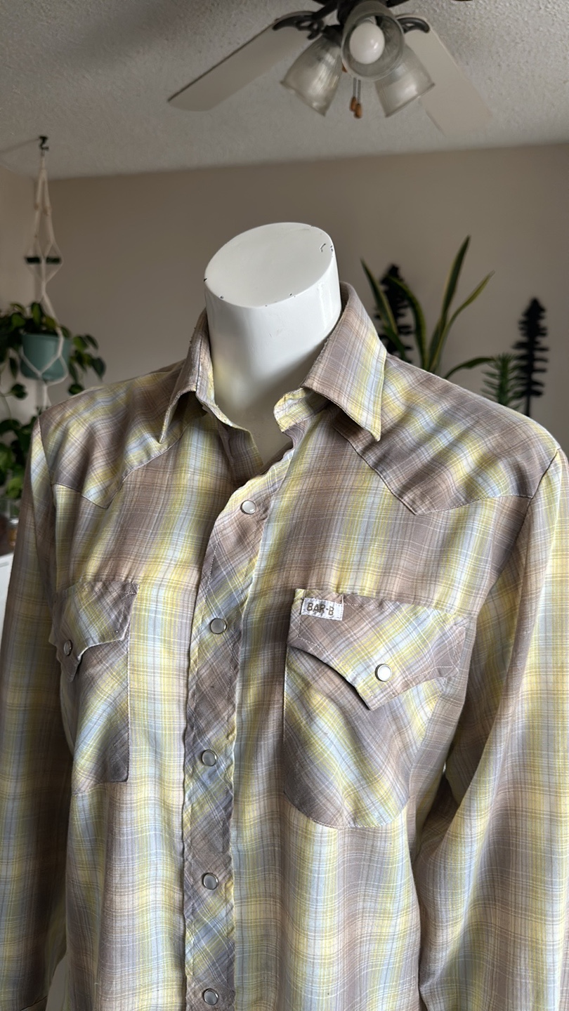 Bar-B vintage Plaid Button Up Shirt - photo 5