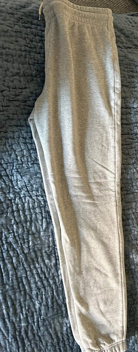 Gap Tall Grey Sweatpants image indicator(4)