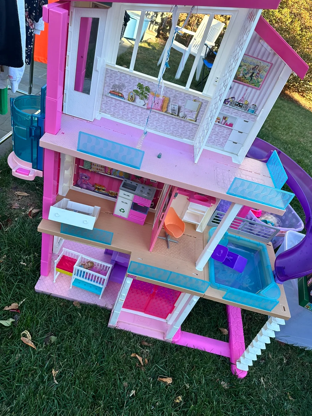 Barbie Dreamhouse Playset image indicator(4)