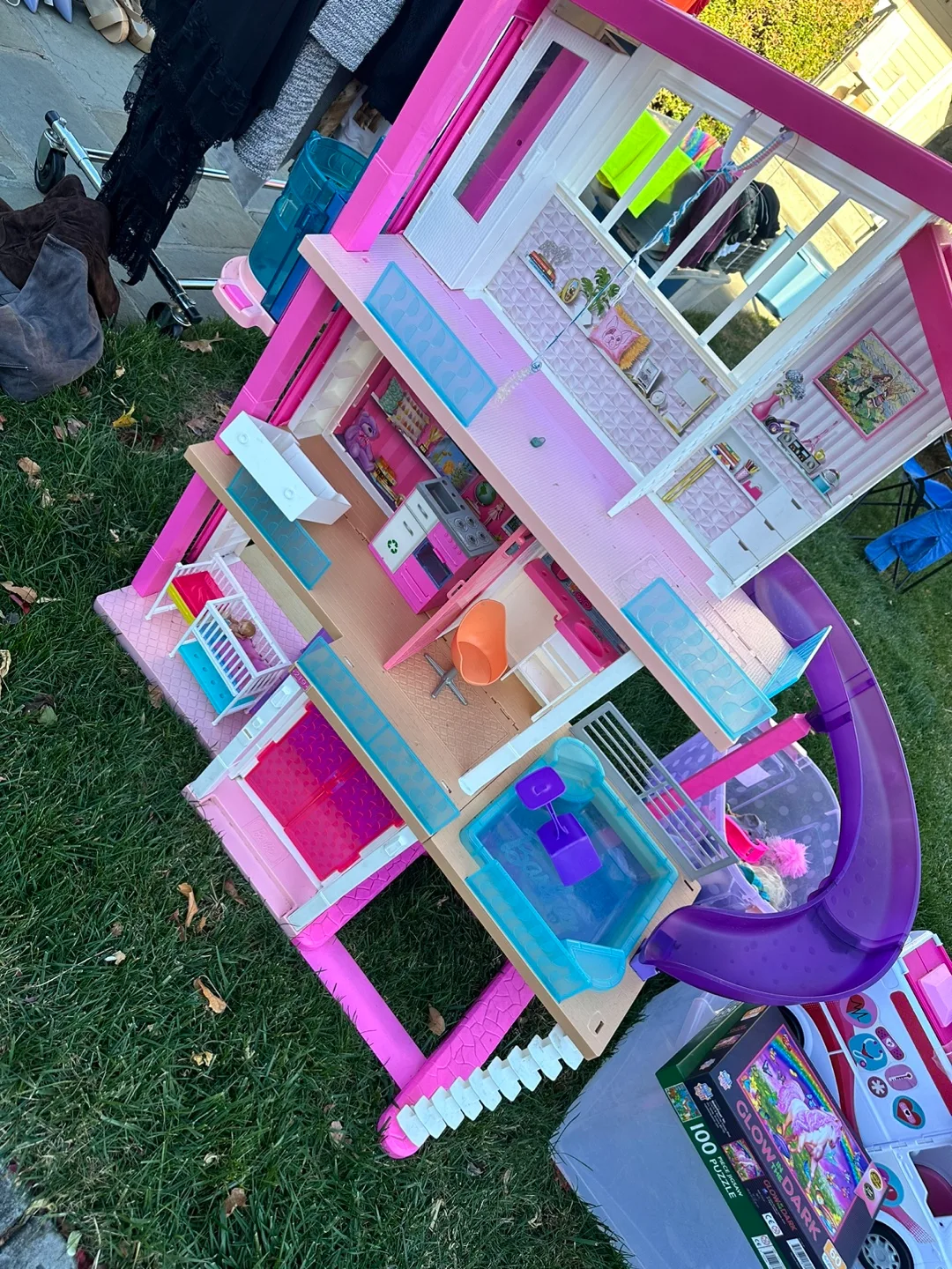 Barbie Dreamhouse Playset image indicator(3)