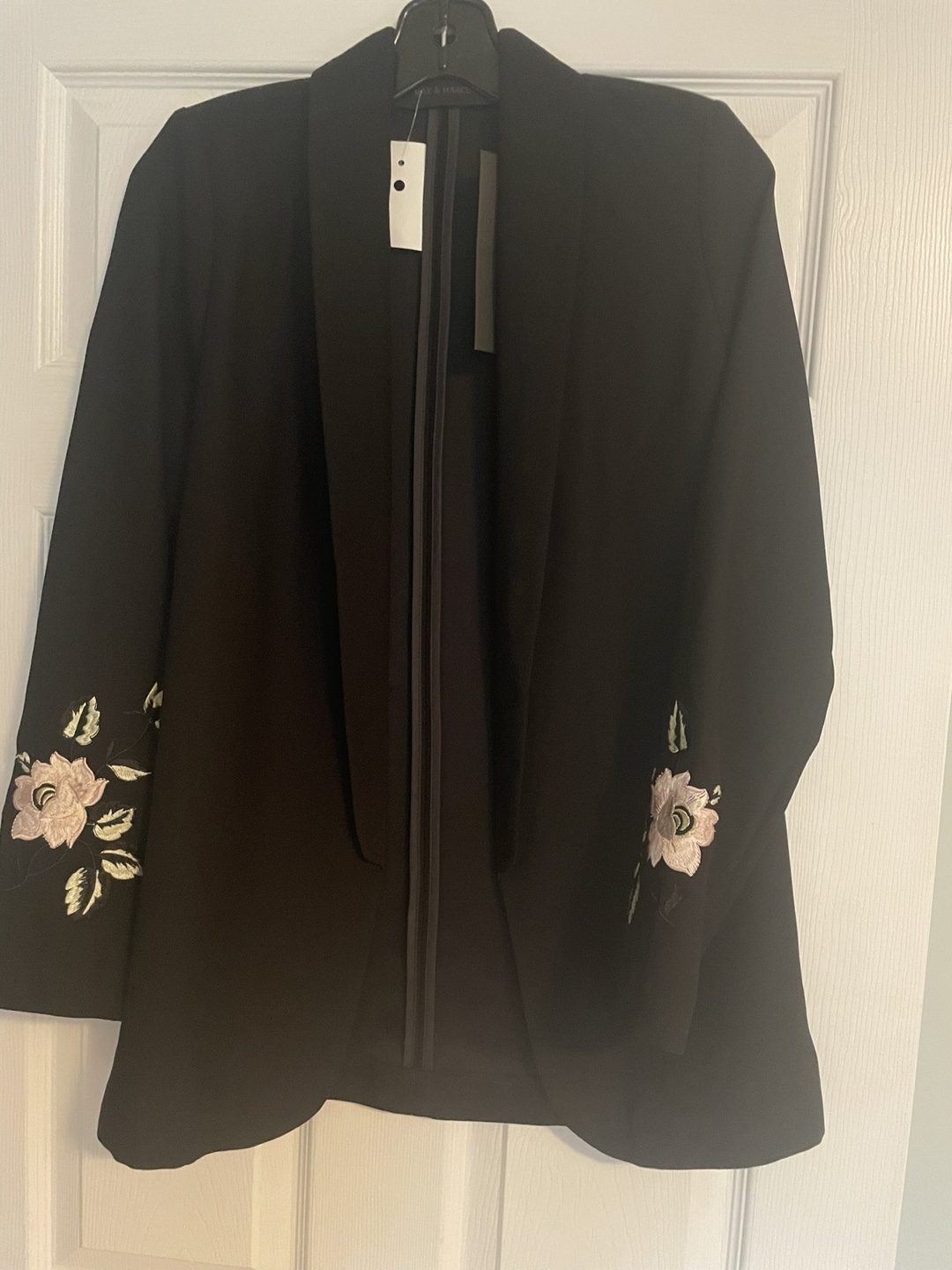 Black Blazer with Floral Embroidery - photo 3