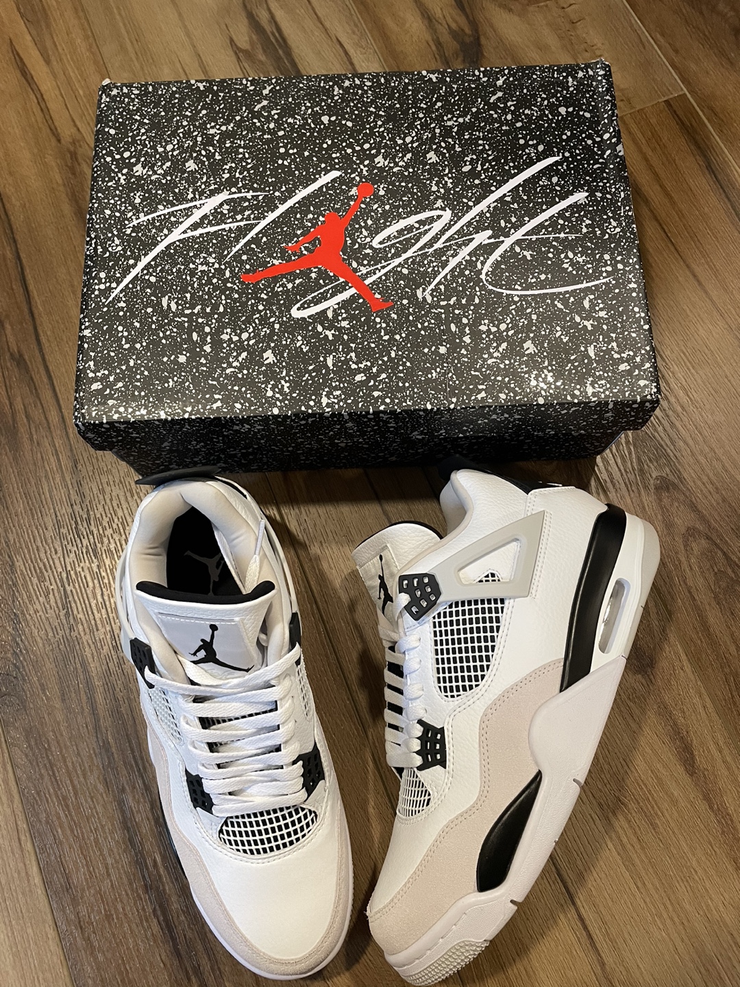 Air Jordan 4 Retro 'Shimmer' military black