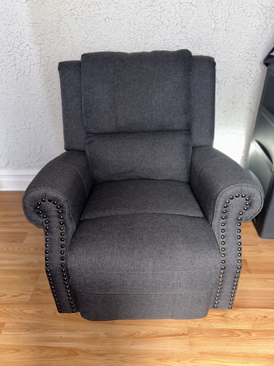 Macy’s Swivel/Rocker Recliner Chair