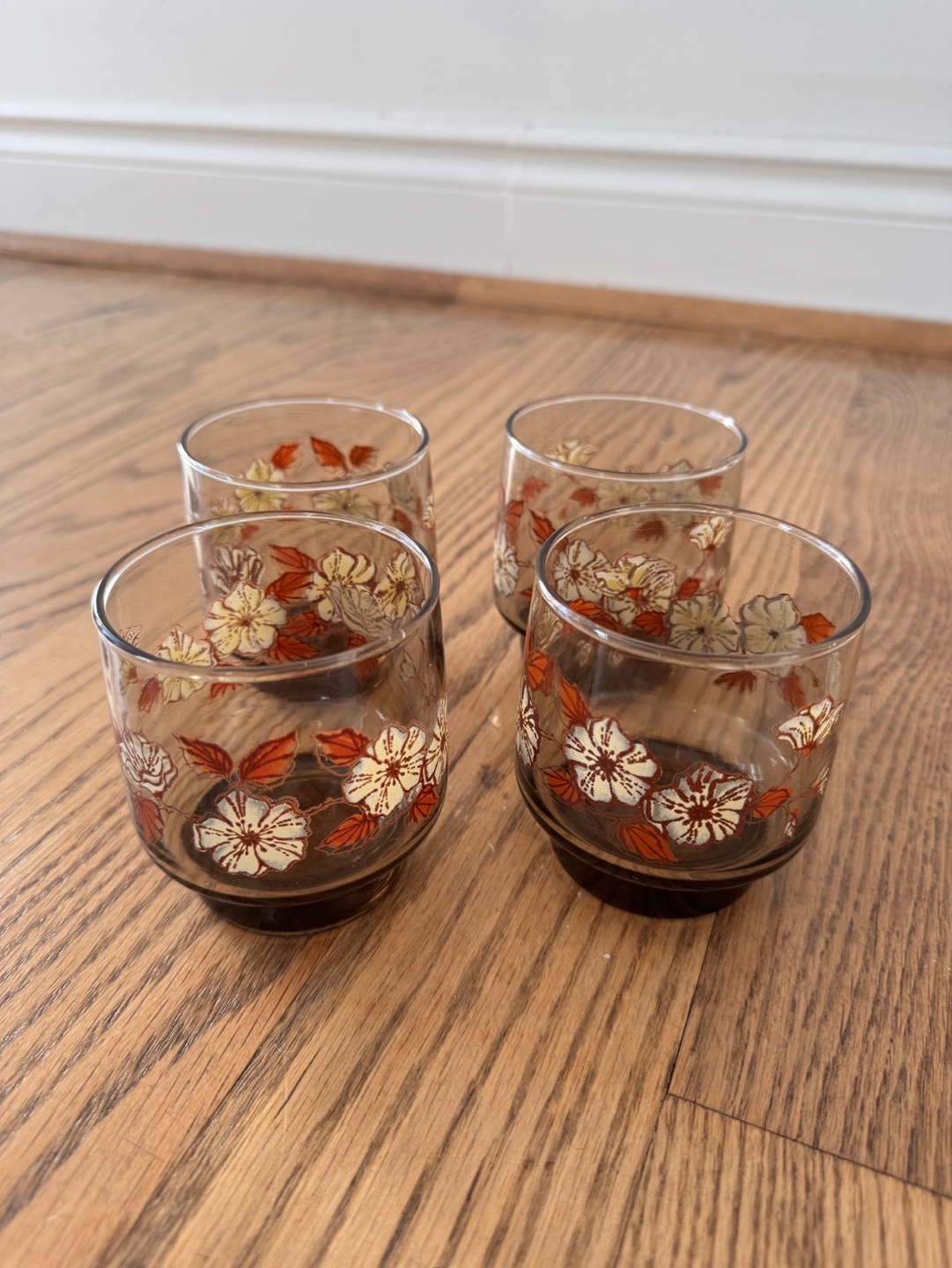 Set of 4 Vintage Tumblers - photo 3