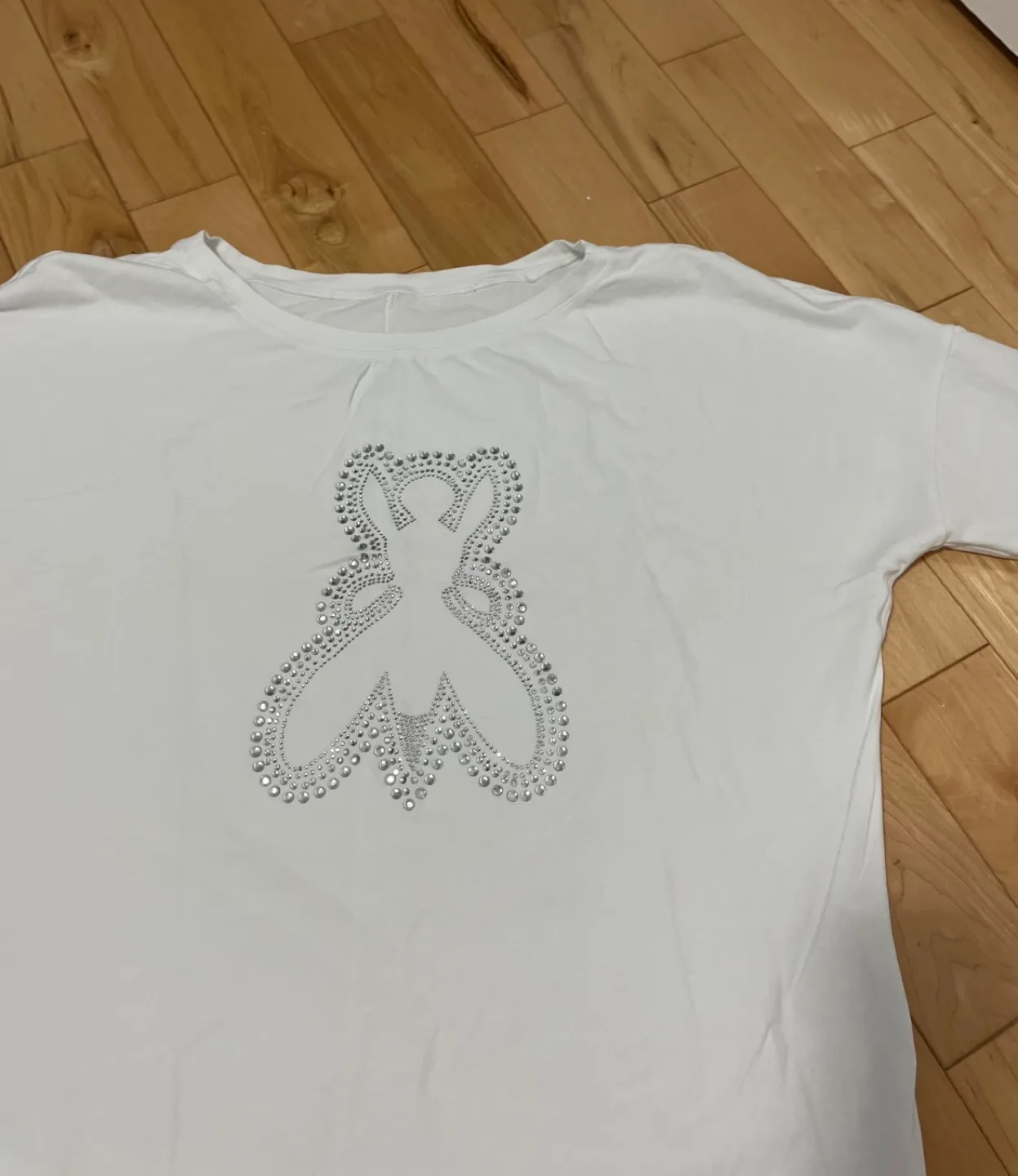 White 3/4 Sleeve Shirt with Rhinestone Design image indicator(2)