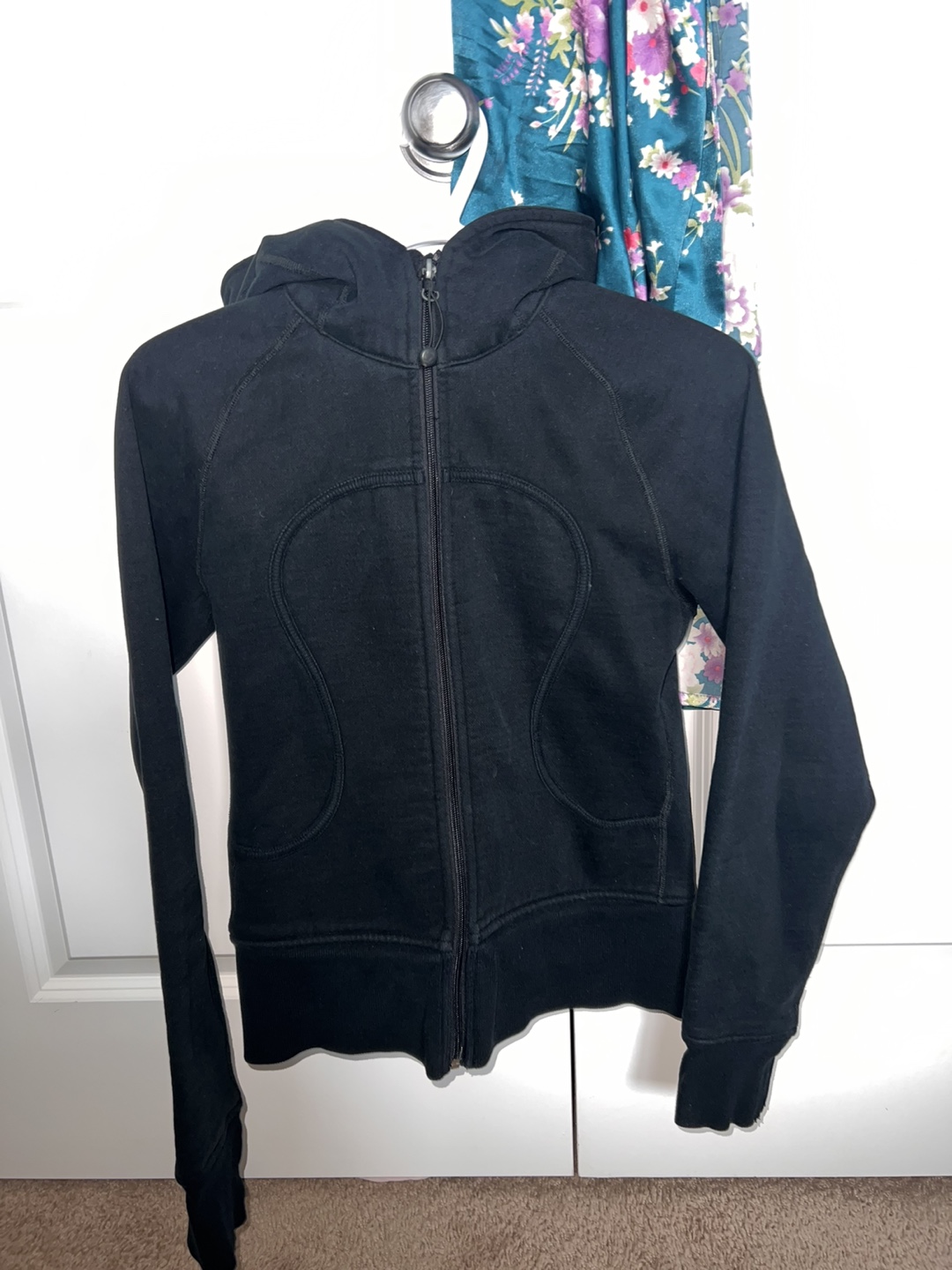 Lululemon Black Zip-Up Hoodie - photo 5