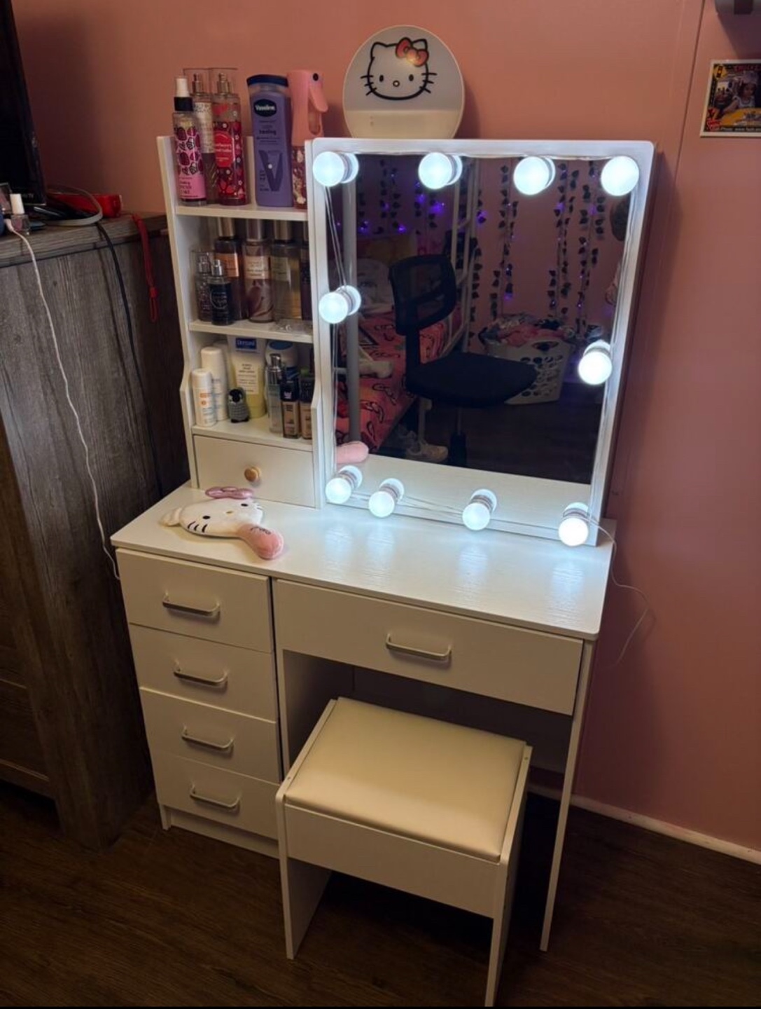 Vanity Set with Lighted Mirror Stool & outlets with usb port - photo 3