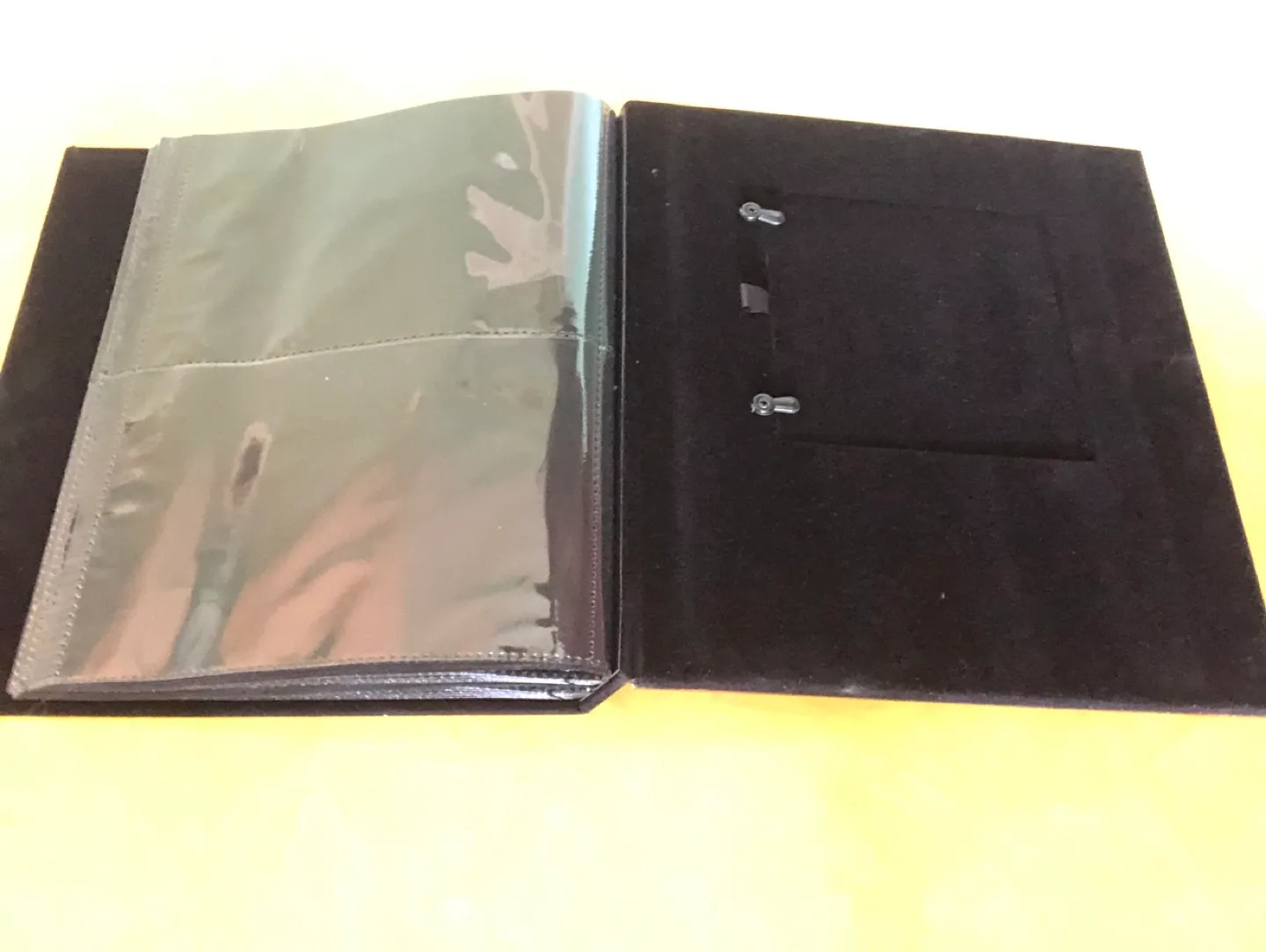 NEW PHOTO ALBUM IN BURGANDY & VELVET BY CARLTON image indicator(2)