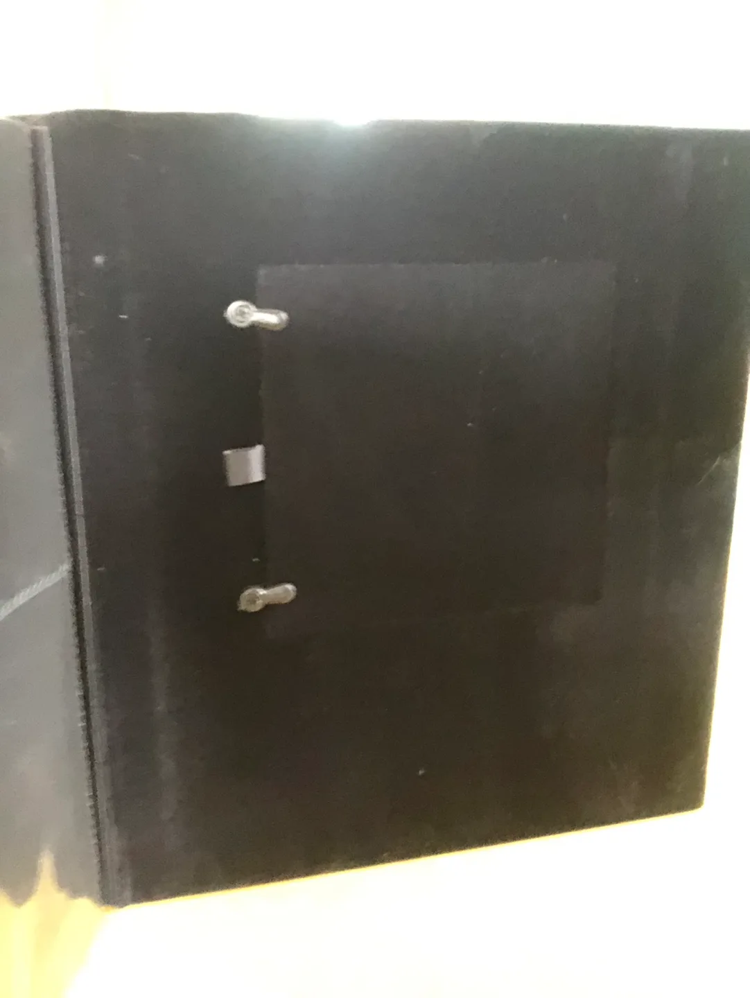 NEW PHOTO ALBUM IN BURGANDY & VELVET BY CARLTON image indicator(3)