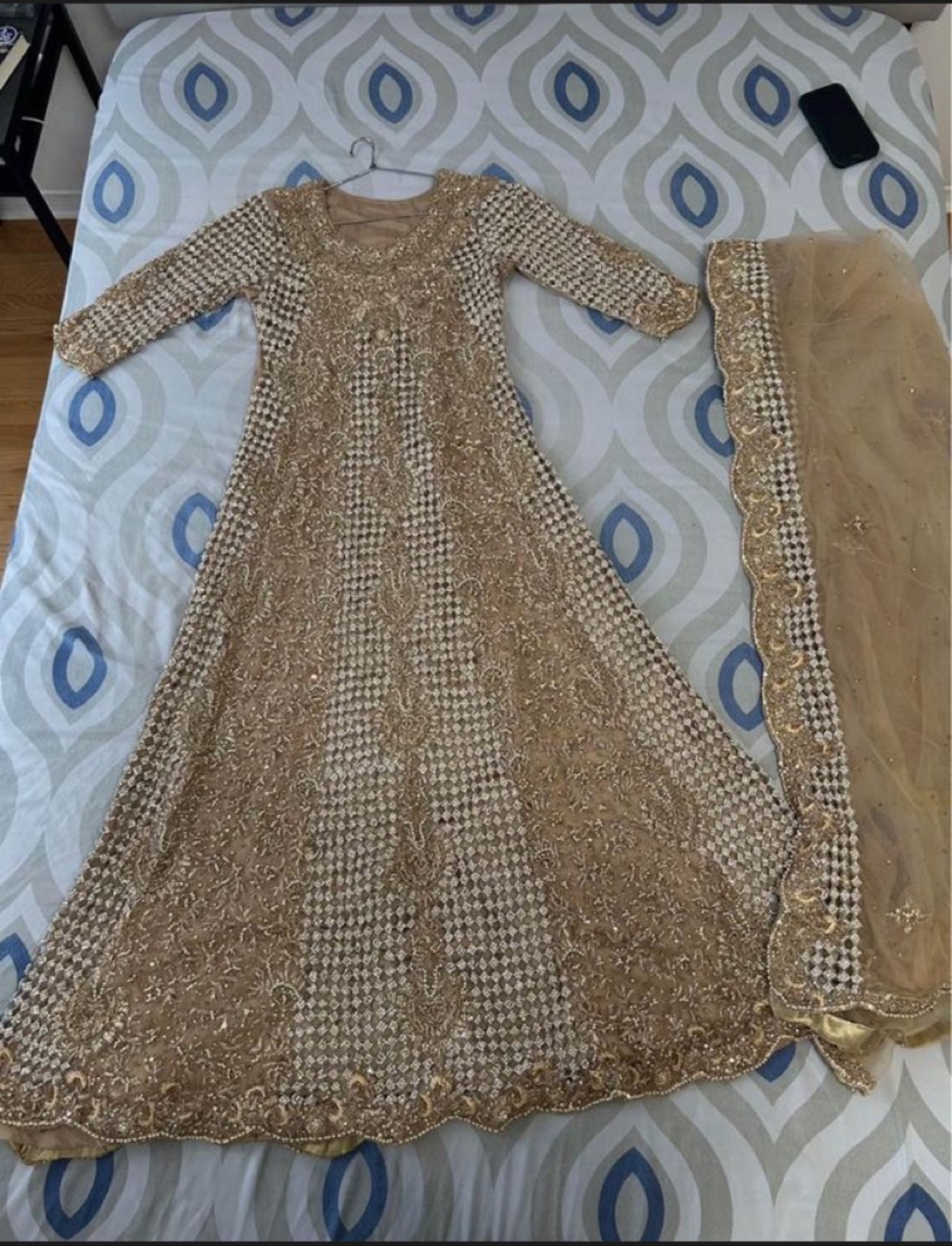 Pakistani bridal dress includes cancun (negotiable)