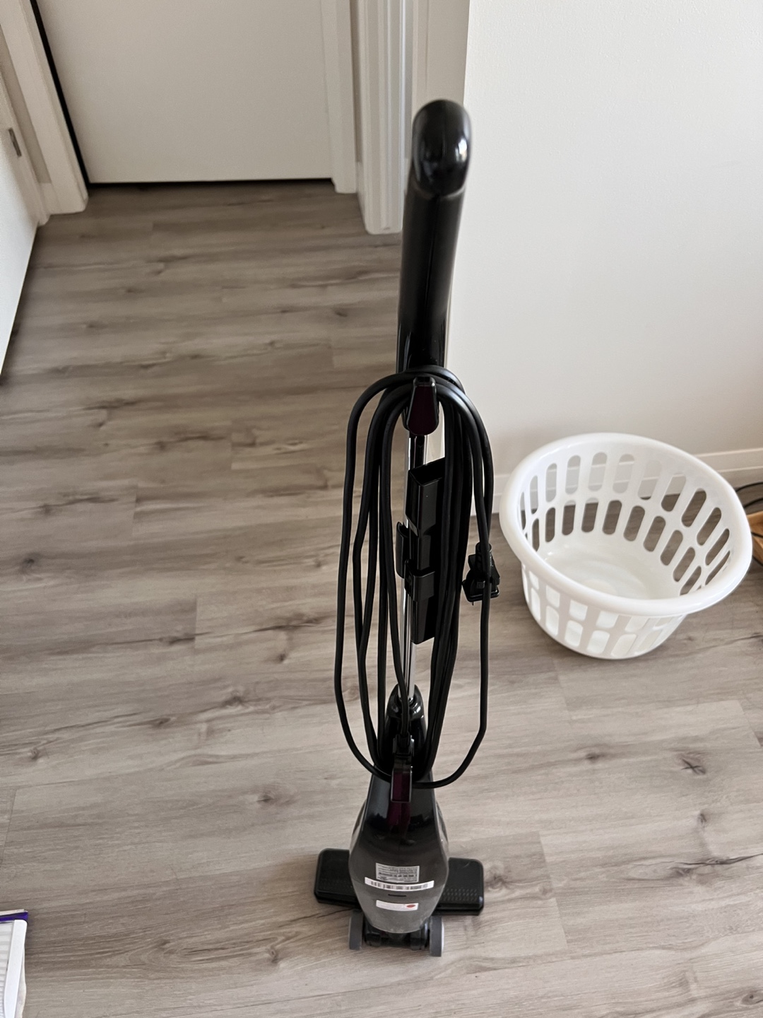 Eureka Blaze 3-in-1 Stick Vacuum - photo 2