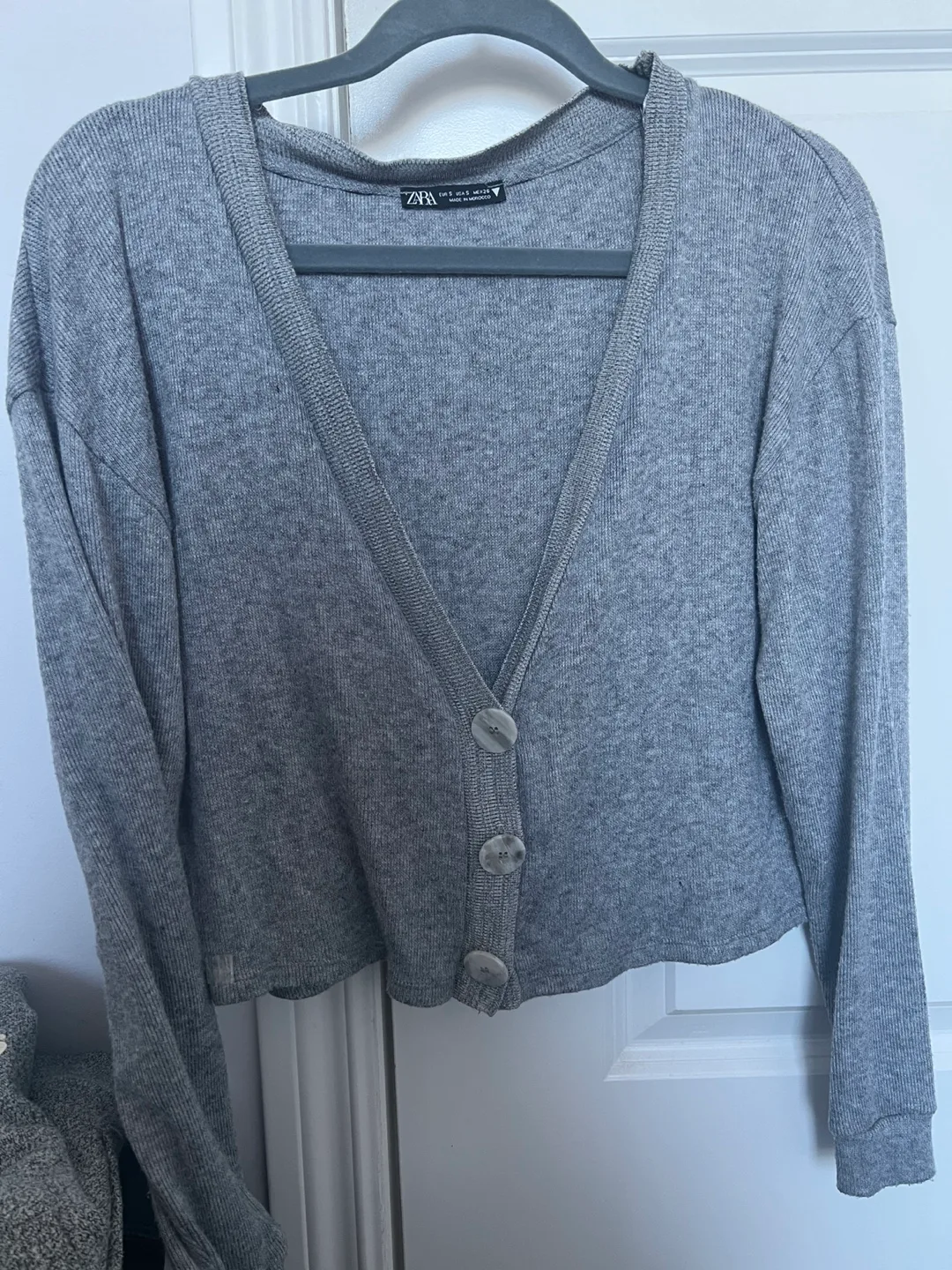 Zara Grey Cropped Cardigan image indicator(4)
