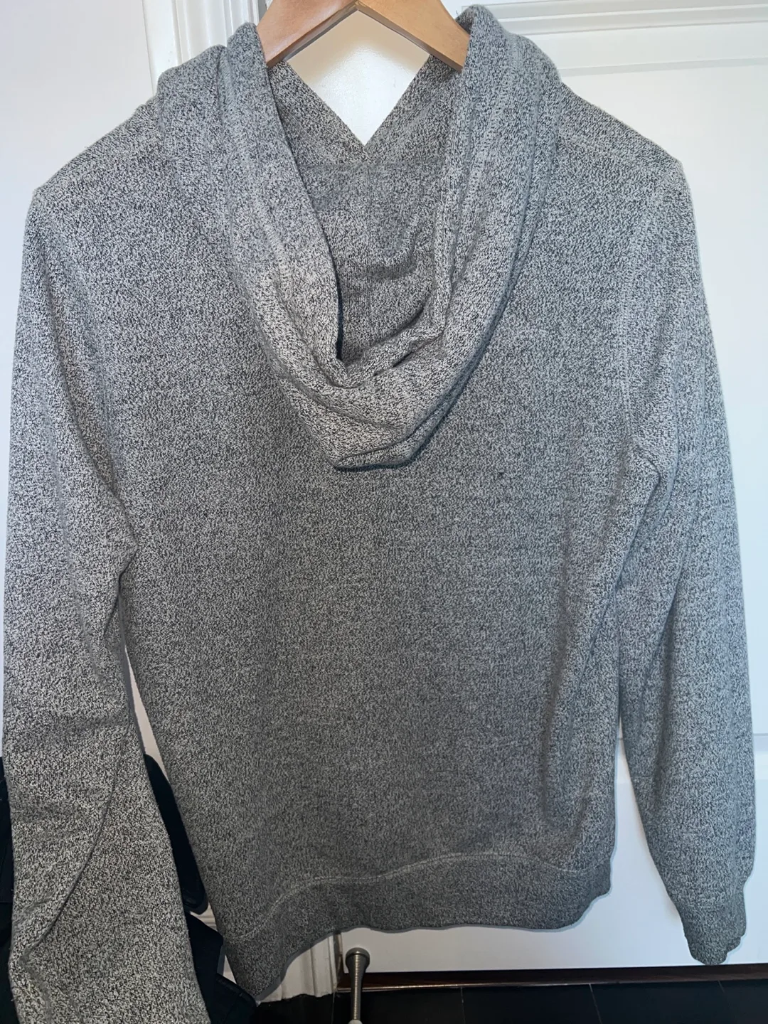 Roots Grey Hoodie size M image indicator(2)